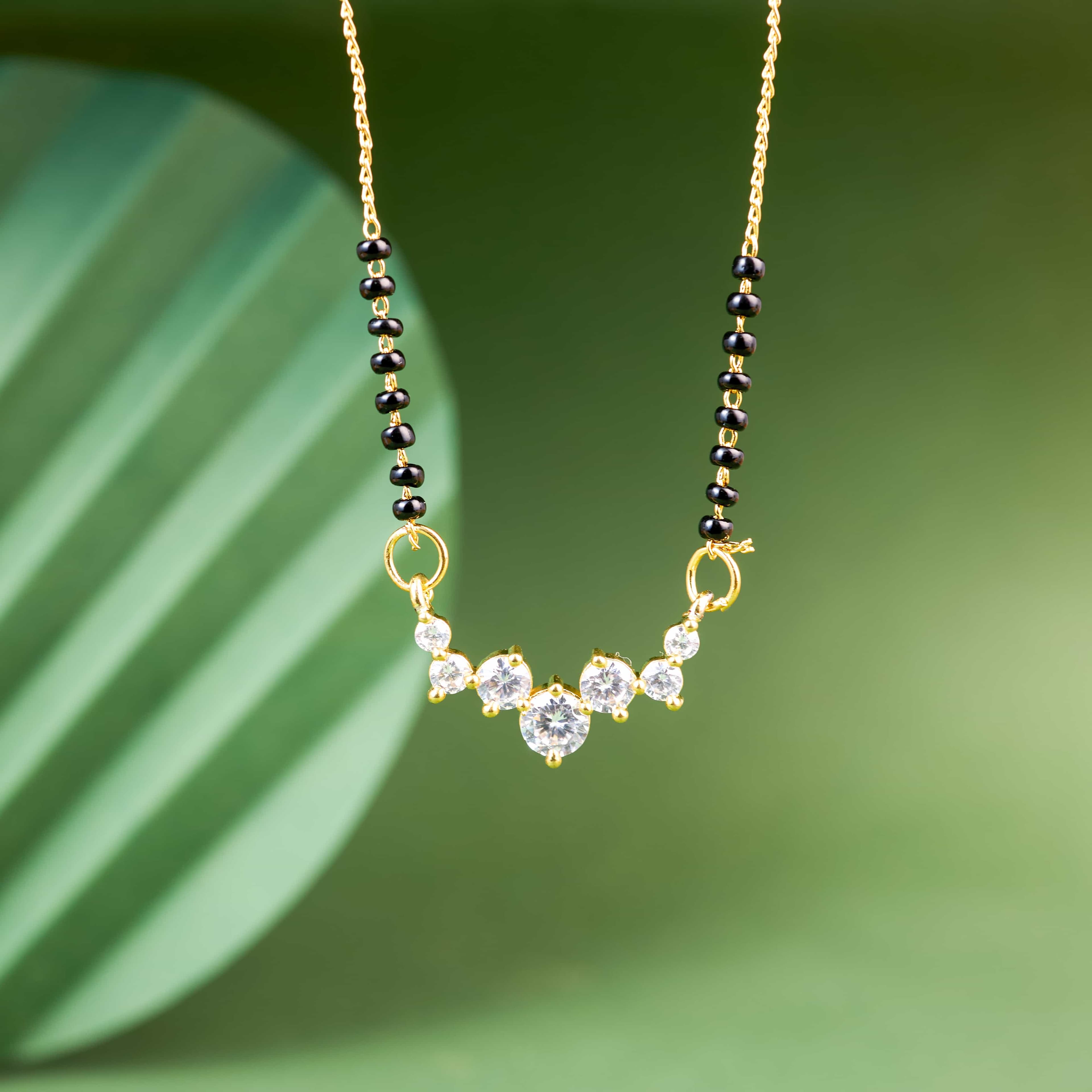 Nimoraa Floral Curve Silver Mangalsutra