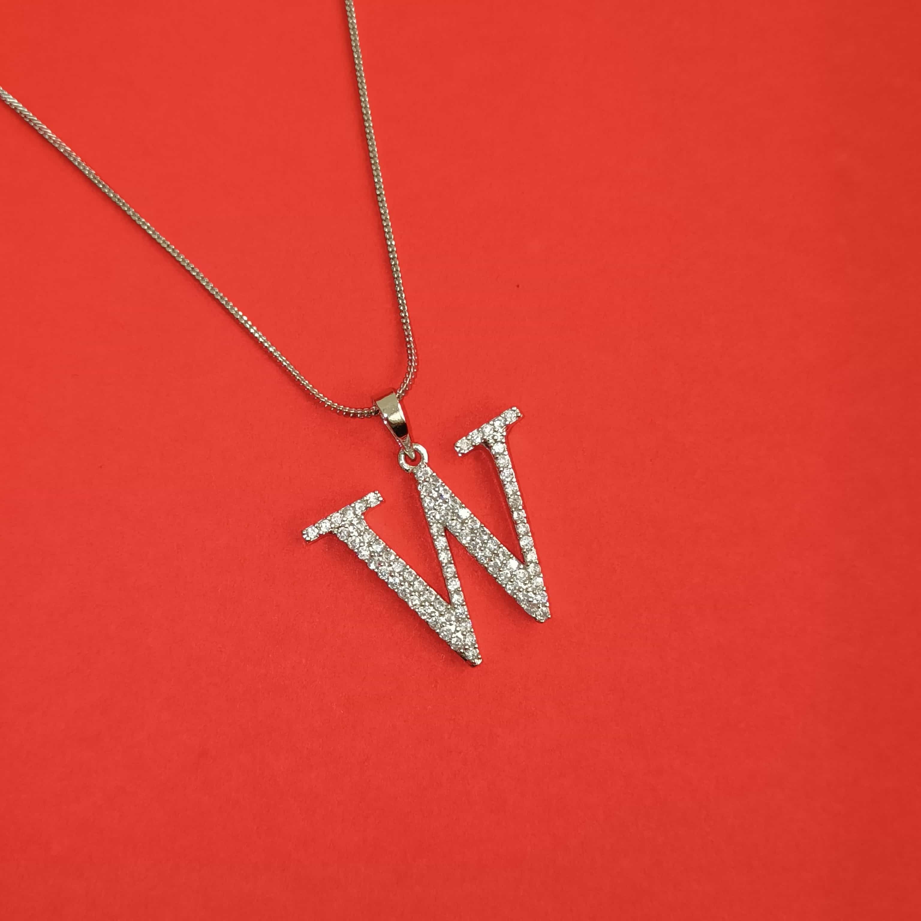 Nimoraa W Initial Silver Pendant Chain