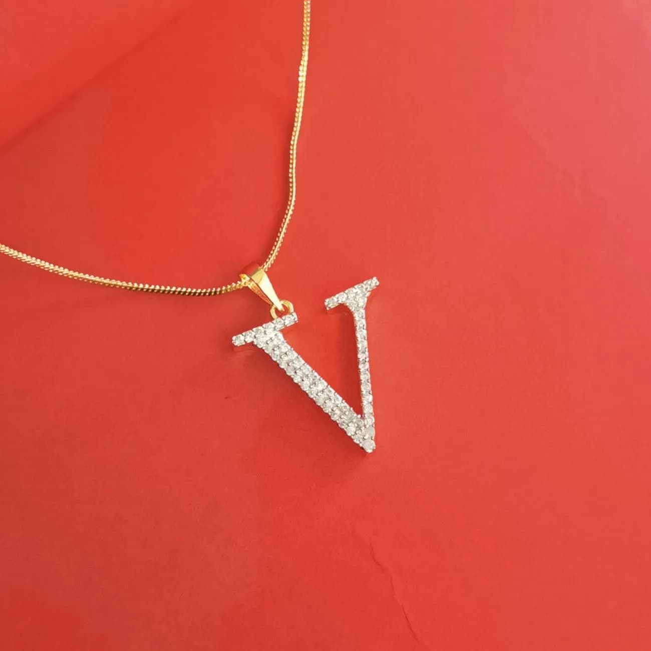 Nimoraa V Initial Gold Plated Pendant Chain