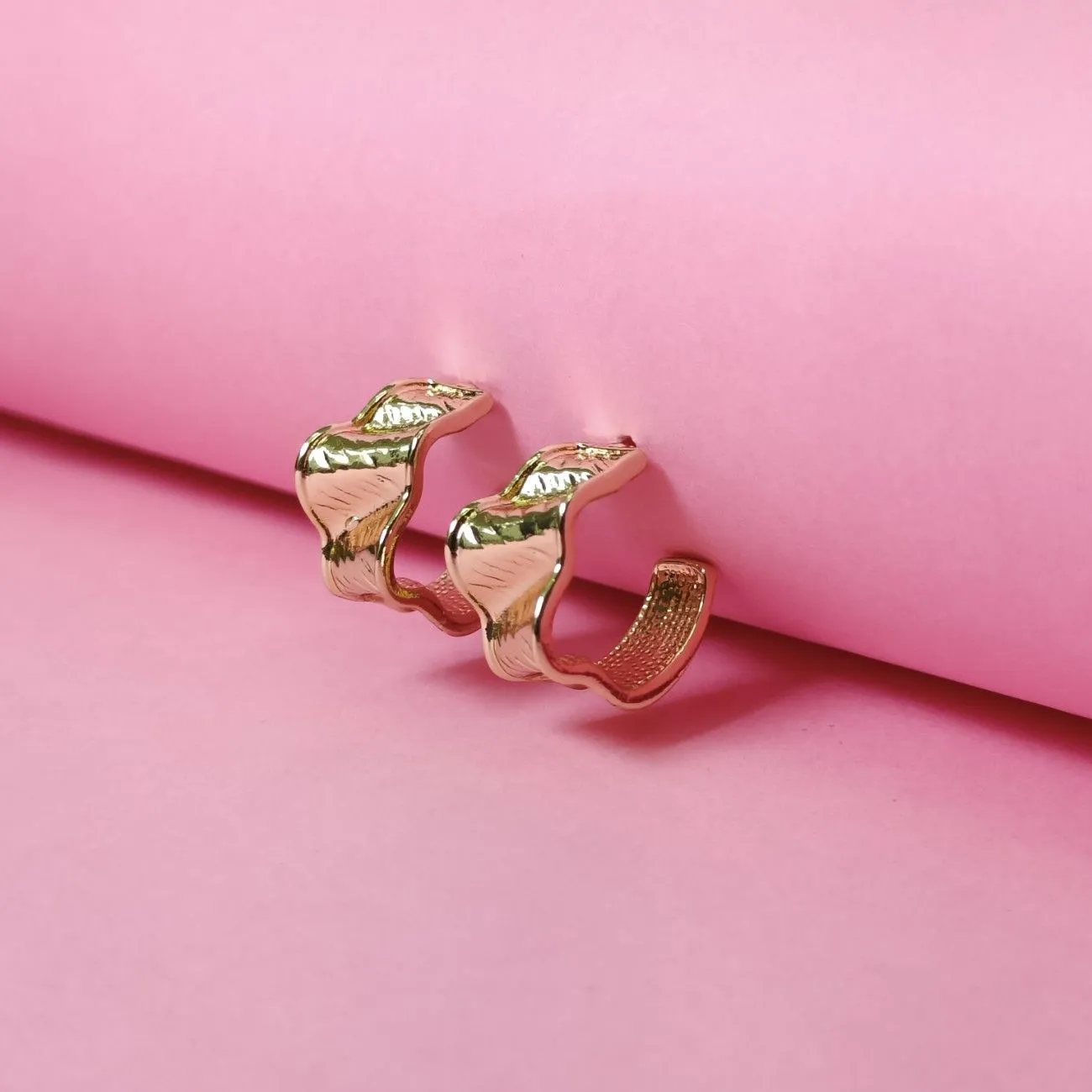 Golden Tide Wave Half Hoops