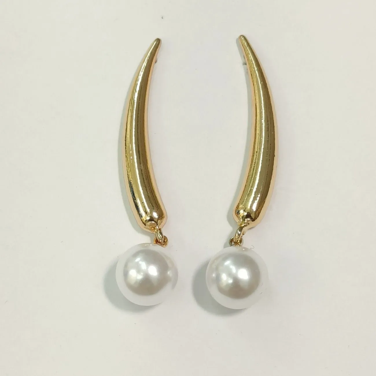 Nimoraa Pearl Drop Mirchi Earrings
