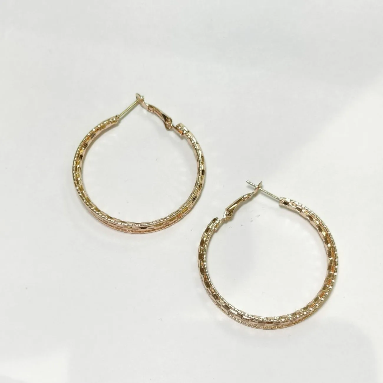 Nimoraa Rosé Triple Dazzle Hoops