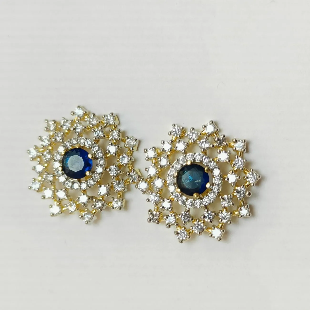 Neel Tara Cluster Studs