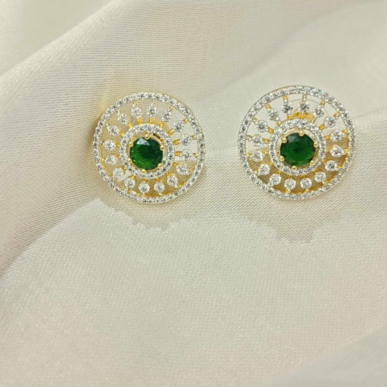 Panna Bloom Cluster Studs