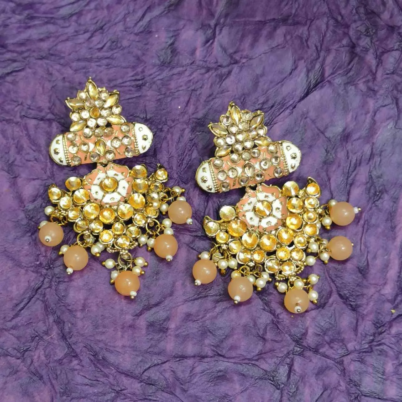 Nimoraa Gulnaar Kundan Chaand Earrings