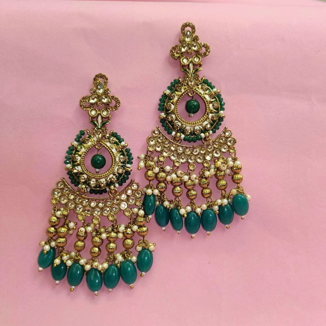 Nimoraa Emerald Noor Bridal Chandeliers