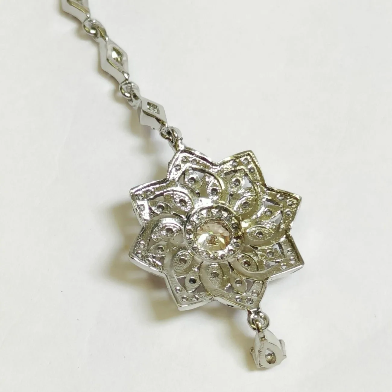 Nimoraa Celestial Bloom Maangtikka