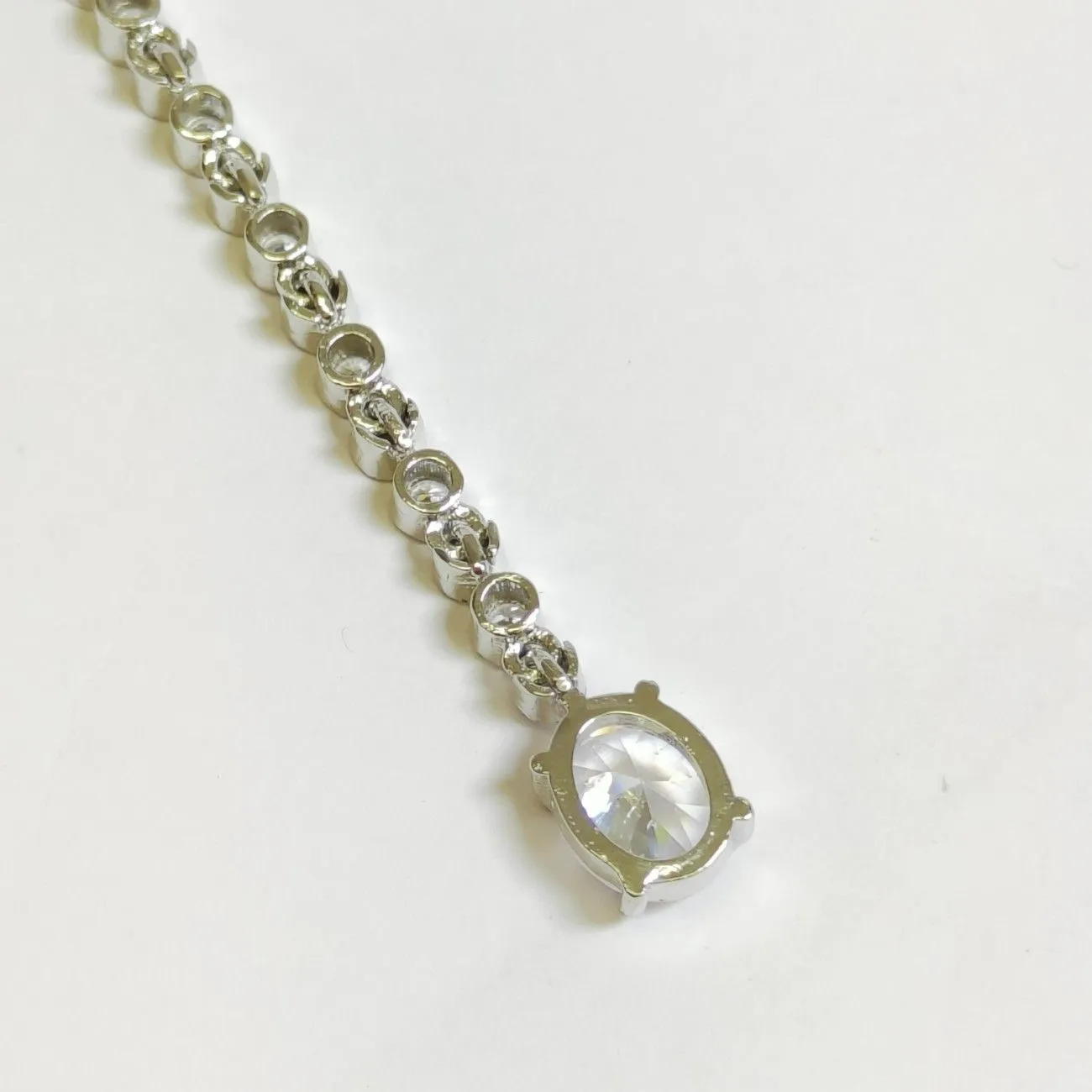 Nimoraa Diamond Solitaire Maangtikka