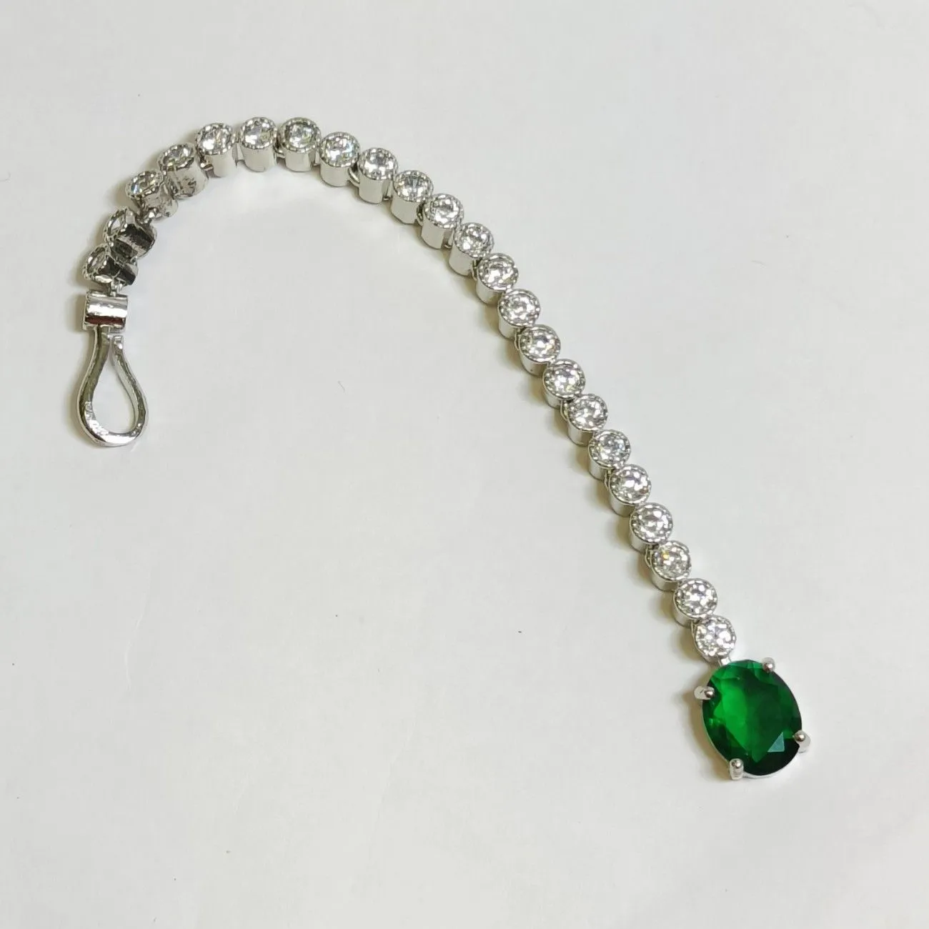 Nimoraa Royal Emerald Solitaire Maangtikka