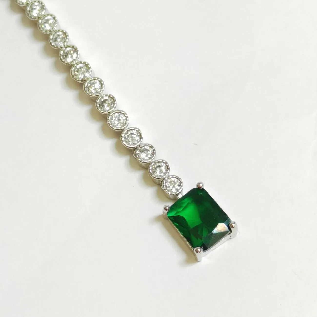 Nimoraa Emerald Tennis Maangtikka
