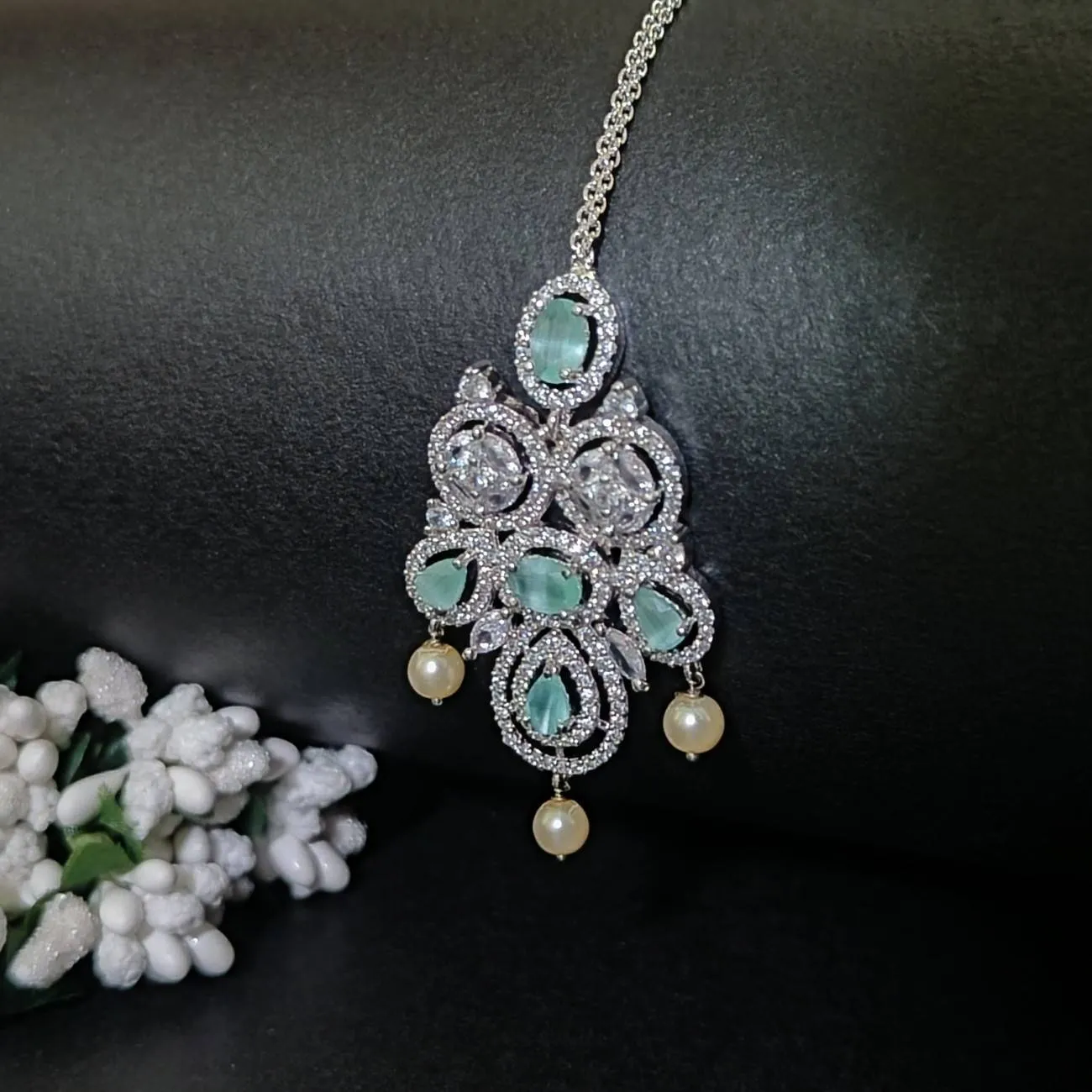 Nimoraa Mint pearl Grace Mangtikka