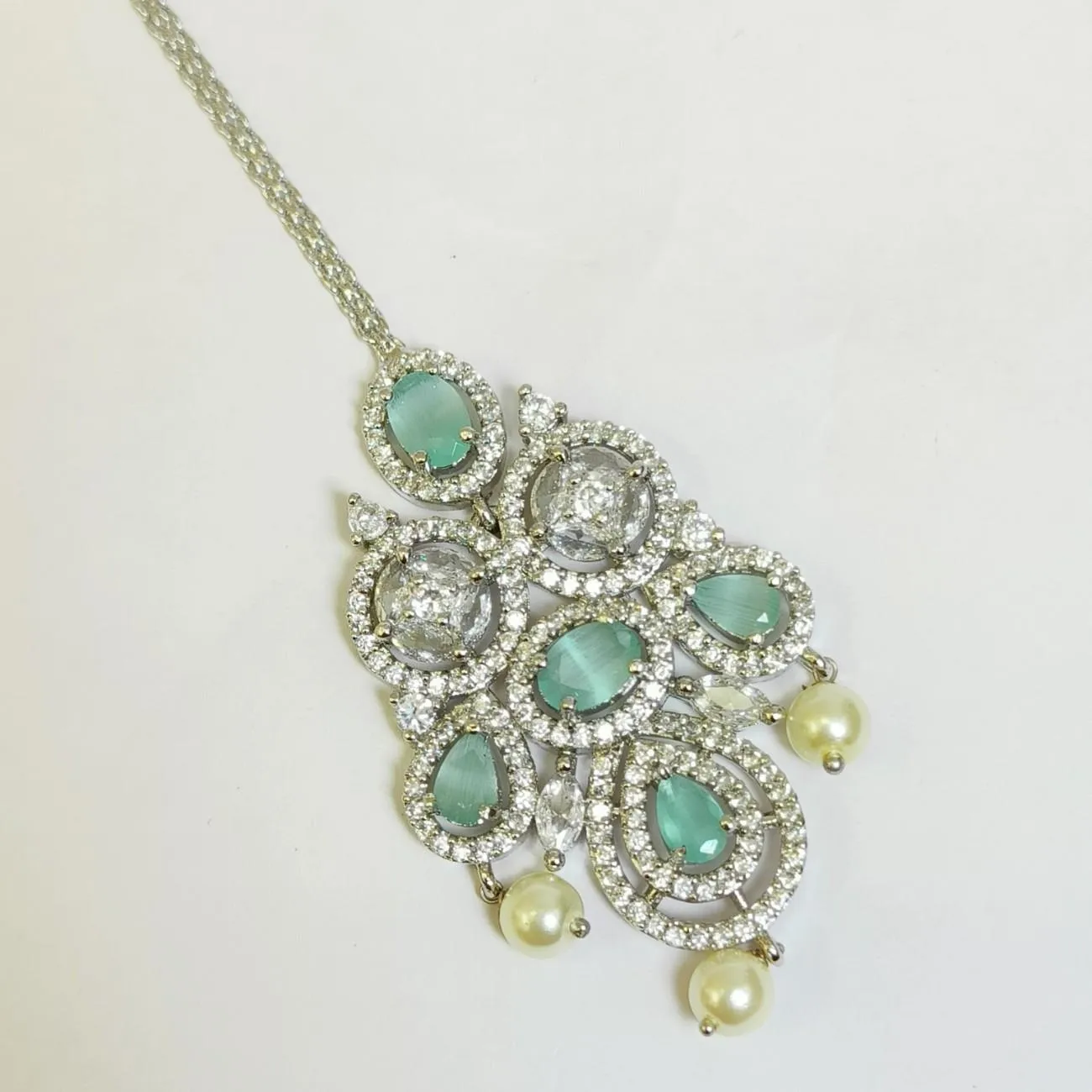 Nimoraa Mint pearl Grace Mangtikka