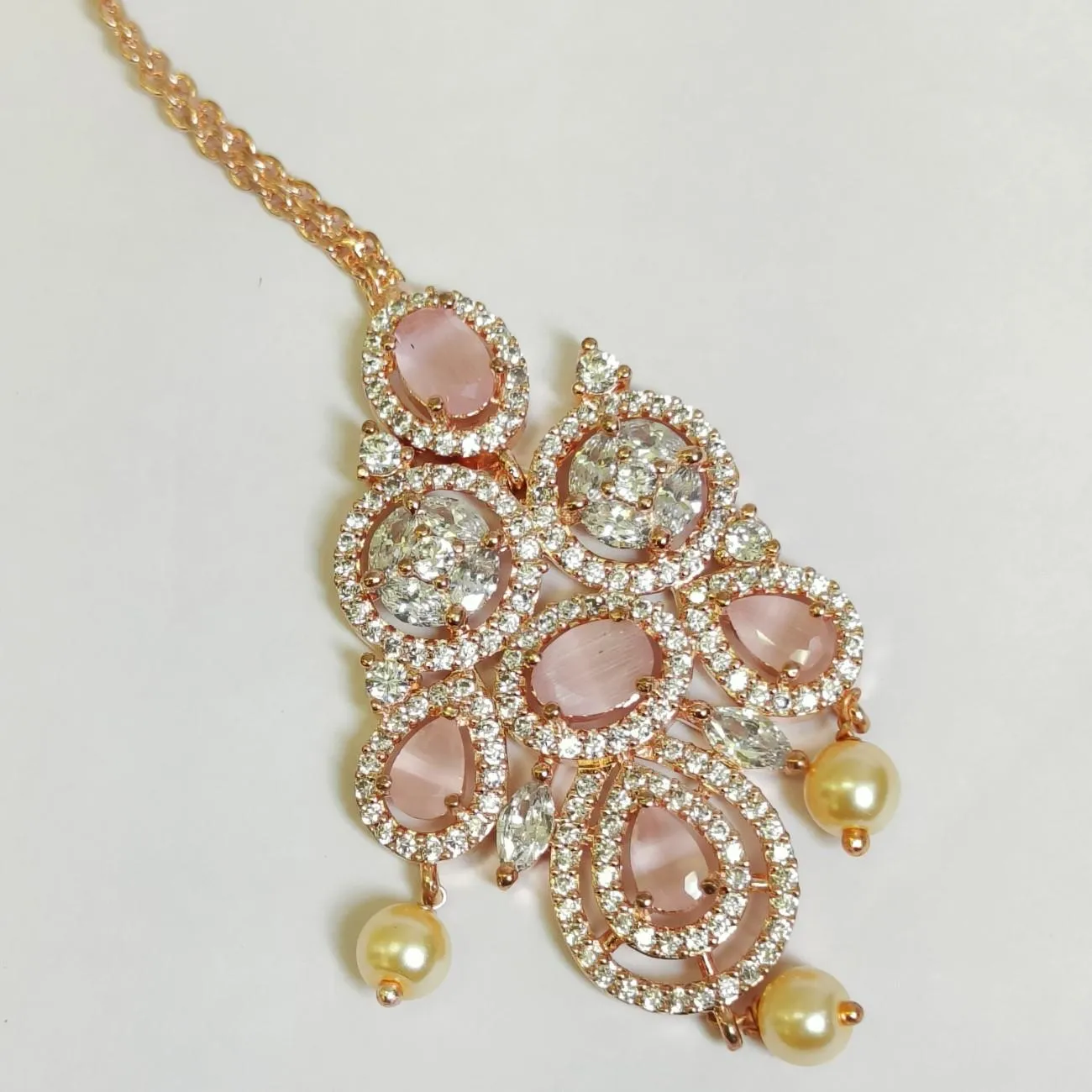 Nimoraa Blush Pearl Luxe Maangtikkaa