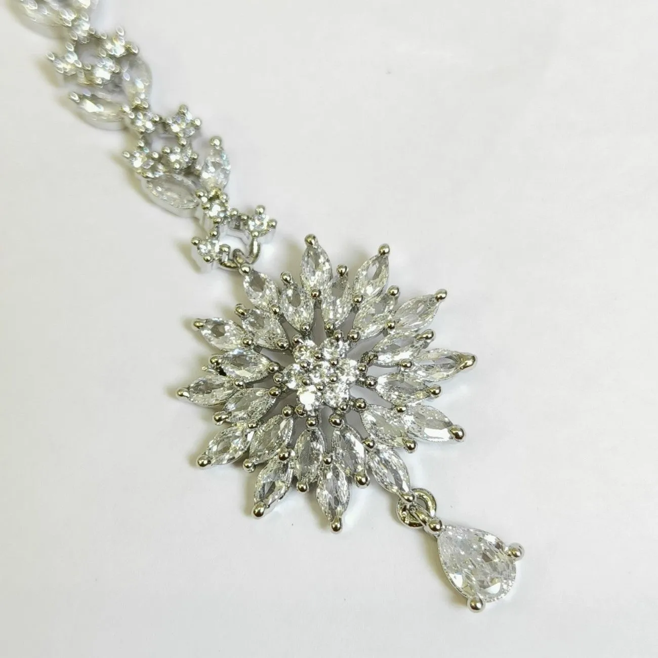 Nimoraa Noor Blossoms Silver Maangtikkaa