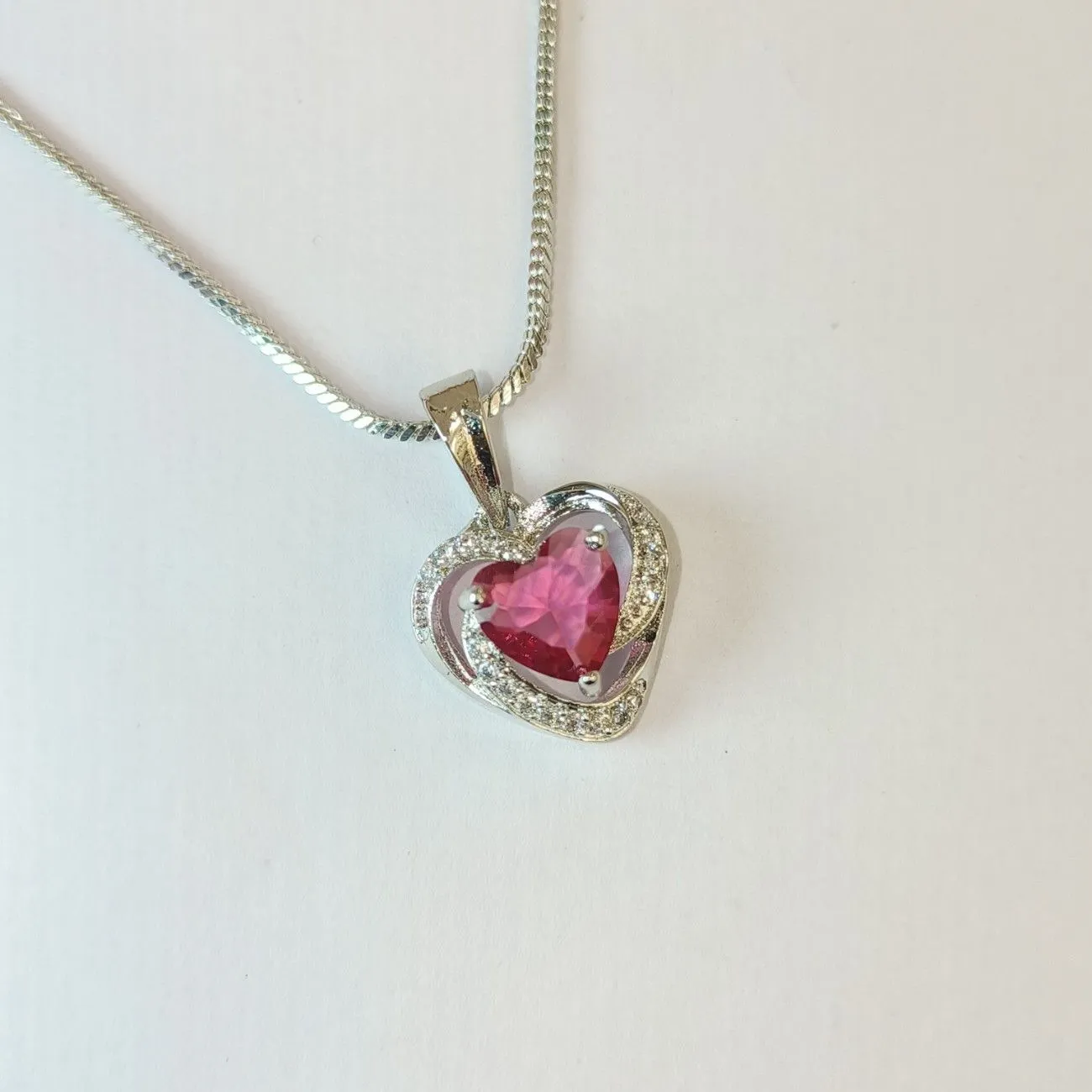 Nimoraa Red Heart Embrace Silver Pendant Set