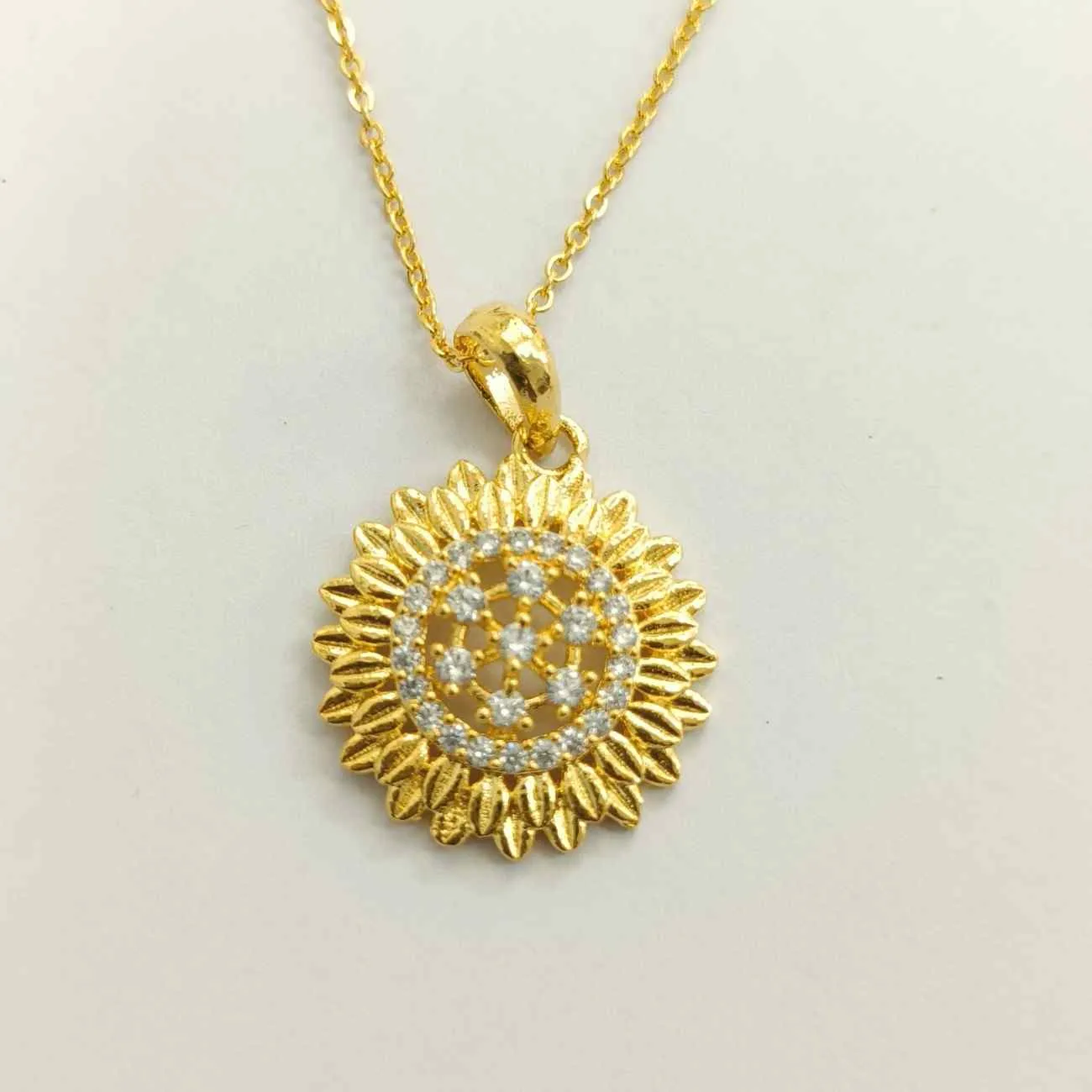 Surya Pushp Radiance Set