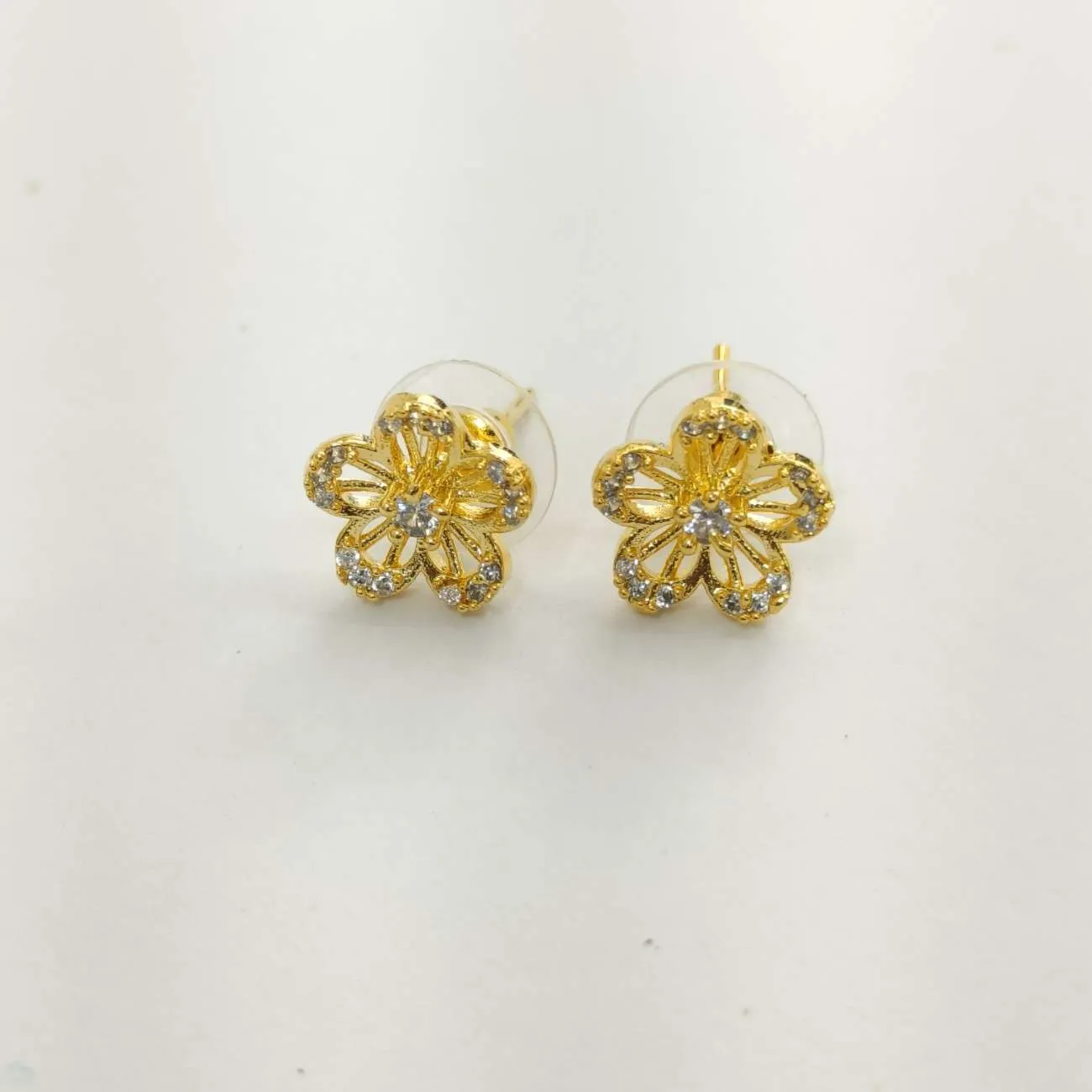 Noorika 3D Bloom Pendant Set