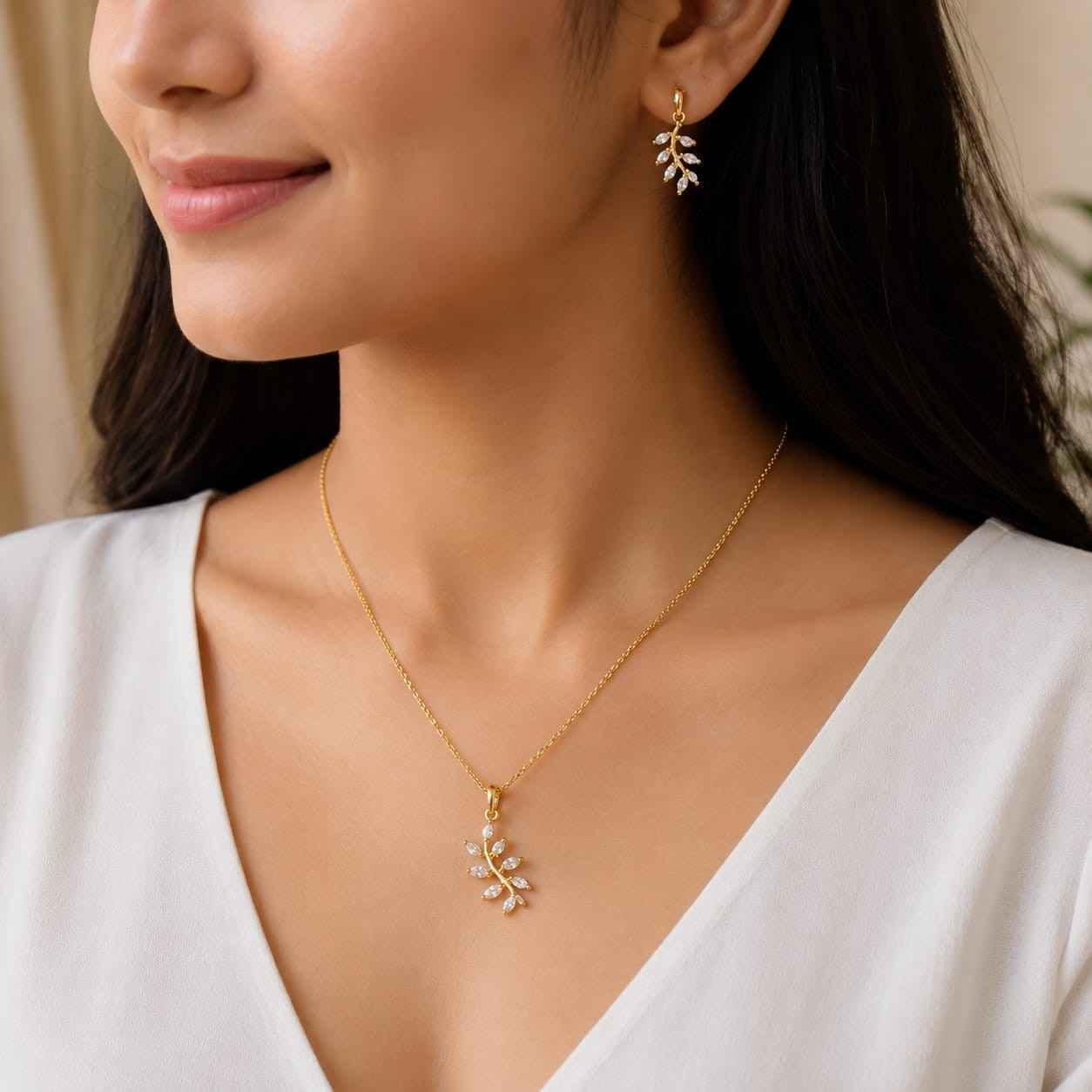 Flowy Leaves Diamond Pendant Set