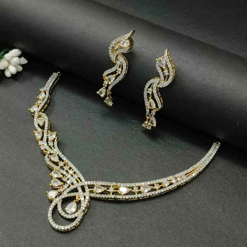 Nimoraa Royal Twirl Elegance Necklace Set