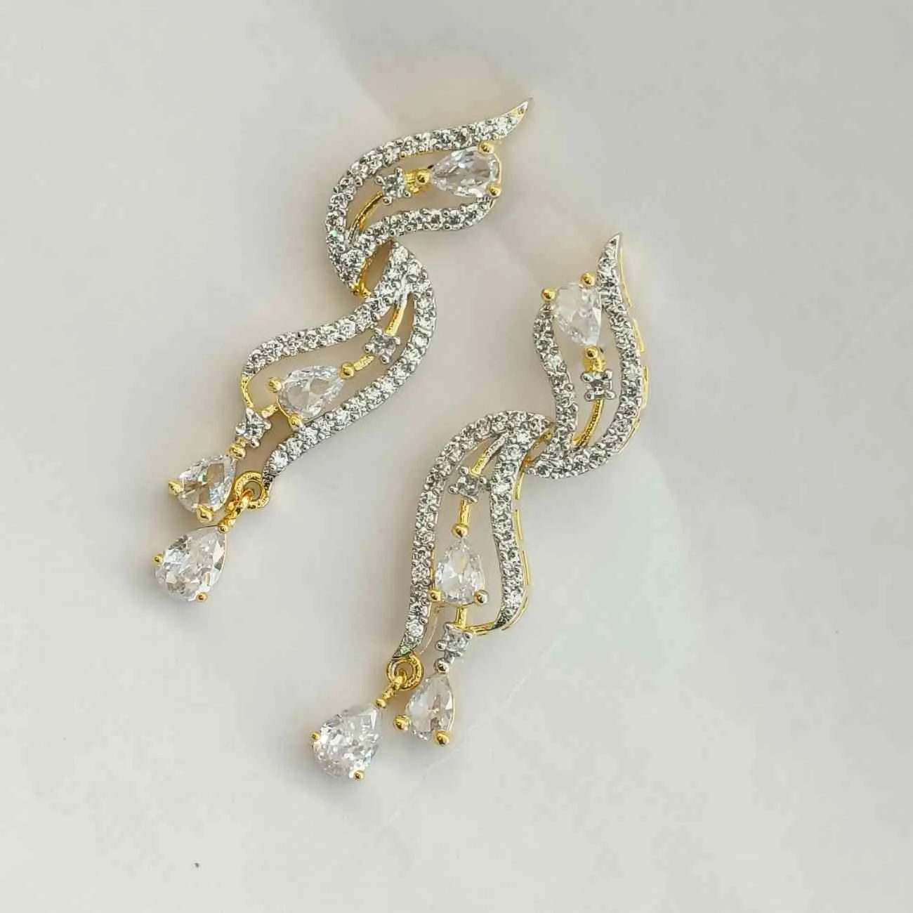 Nimoraa Royal Twirl Elegance Necklace Set