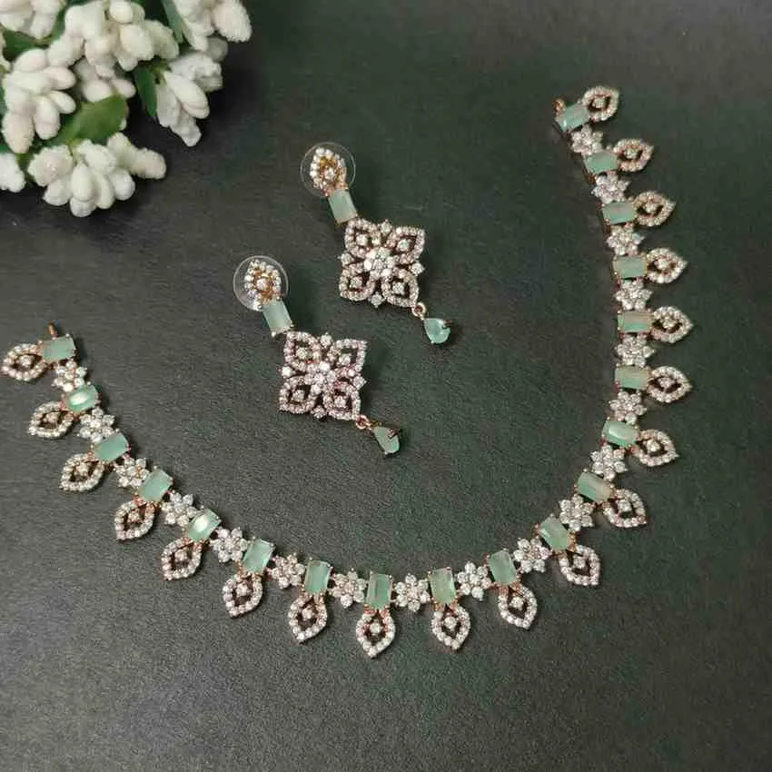 Nimoraa Mint Blossom Dazzle Necklace Set