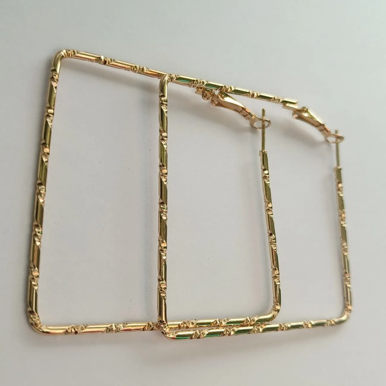 Nimoraa Textured Square Hoop Earrings – Gold Plated