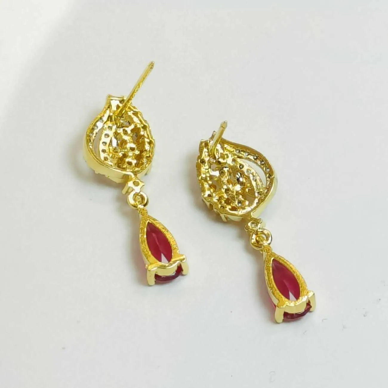 Nimoraa Ruby Dewdrop Earrings