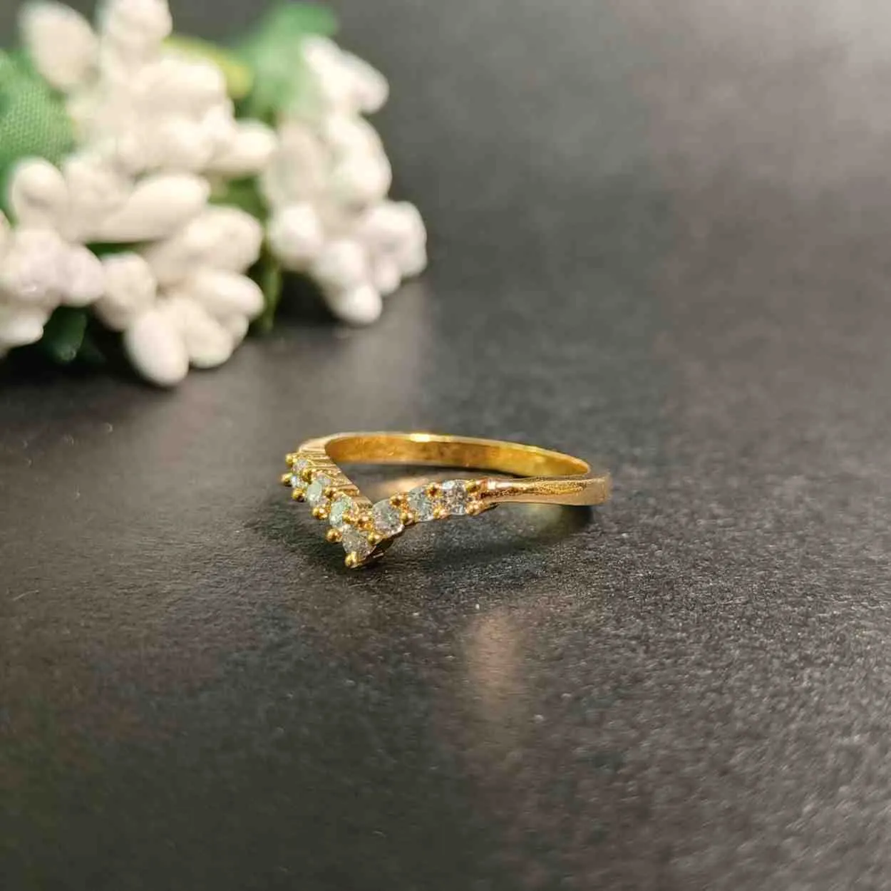 Vanki Stack Spark V shaped Ring – Gold Plated