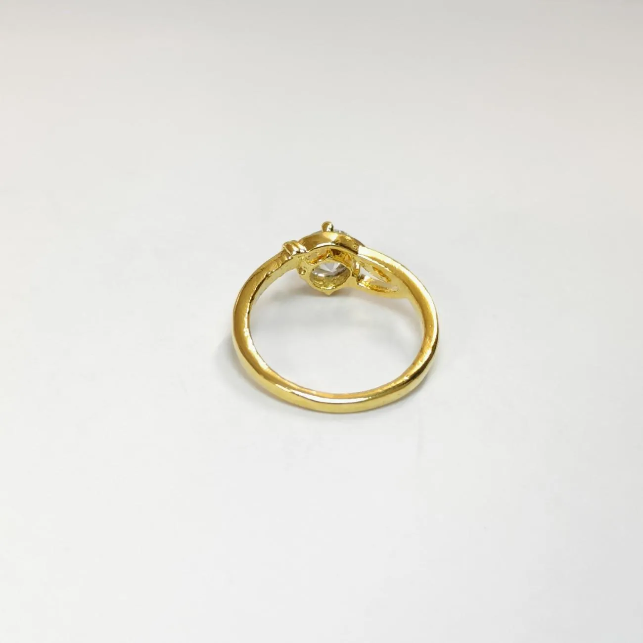 Celestia Twist Solitaire Ring – Gold Plated