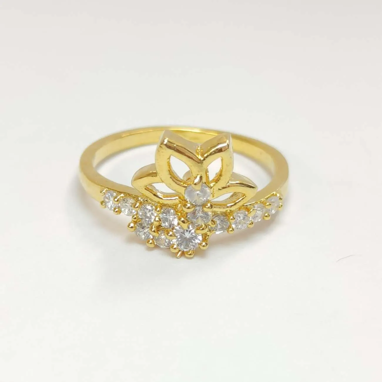 Aurelia Lotus Spark Ring