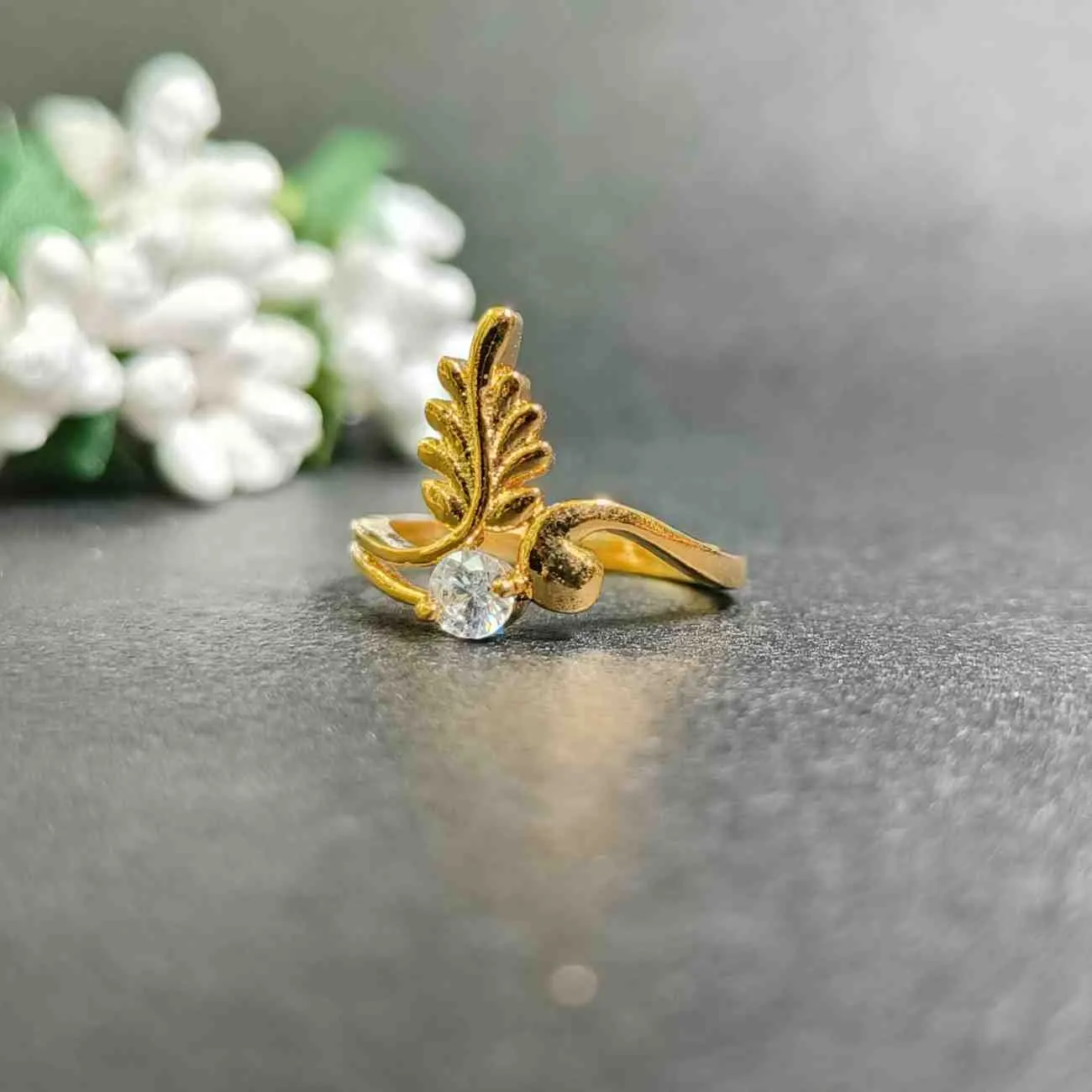 Verdelle Leaf Whisper Ring