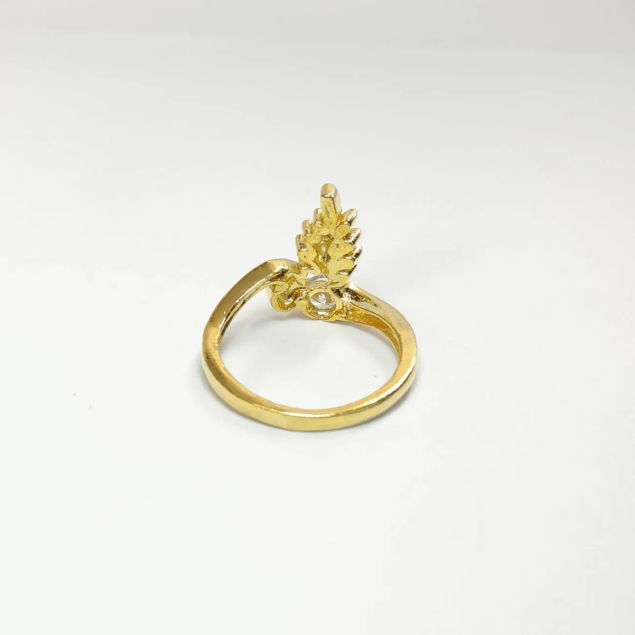 Verdelle Leaf Whisper Ring