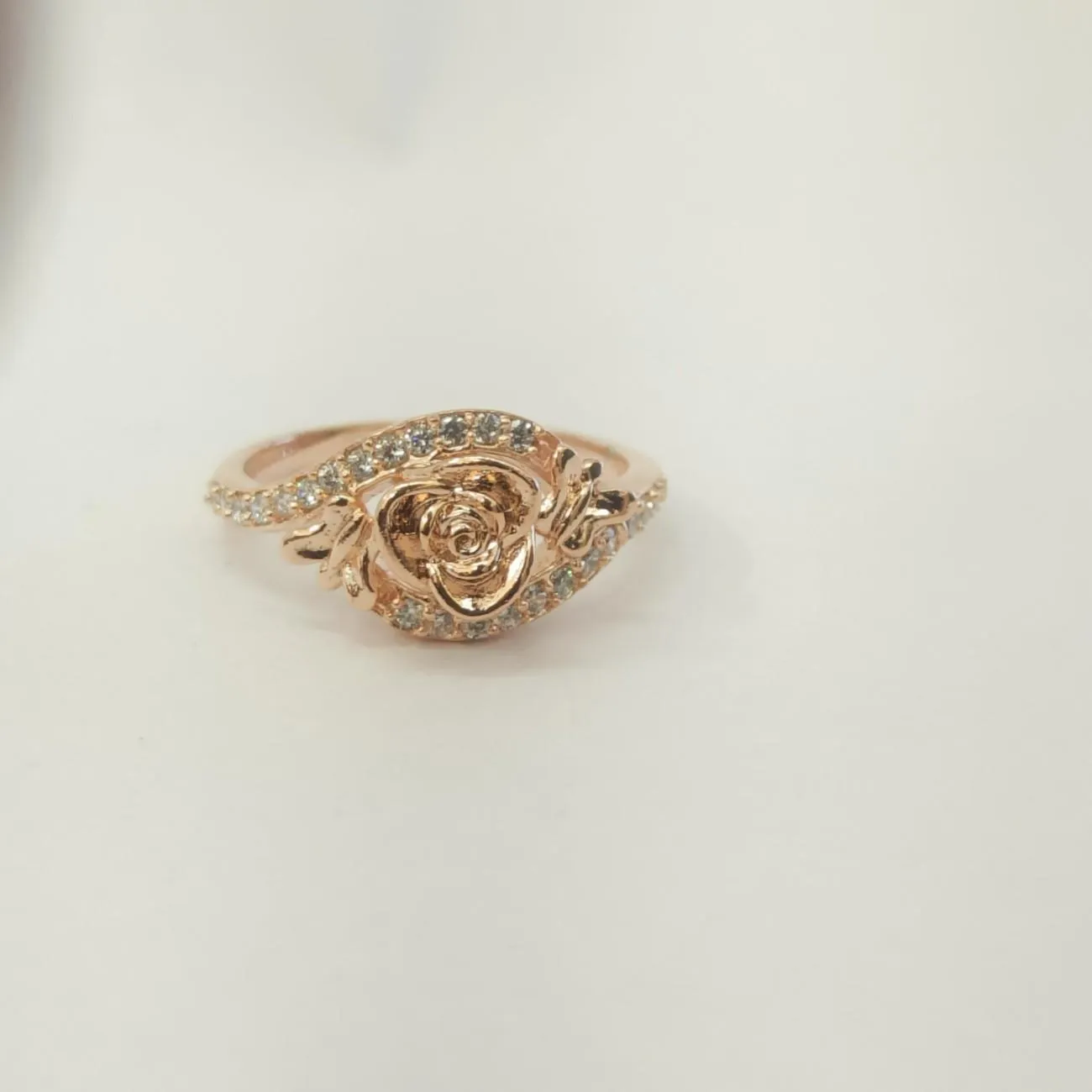 Rosé Enchanted Rose Ring