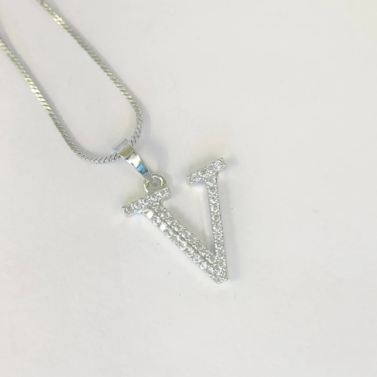 Nimoraa Silver Small Initial "V" Pendant