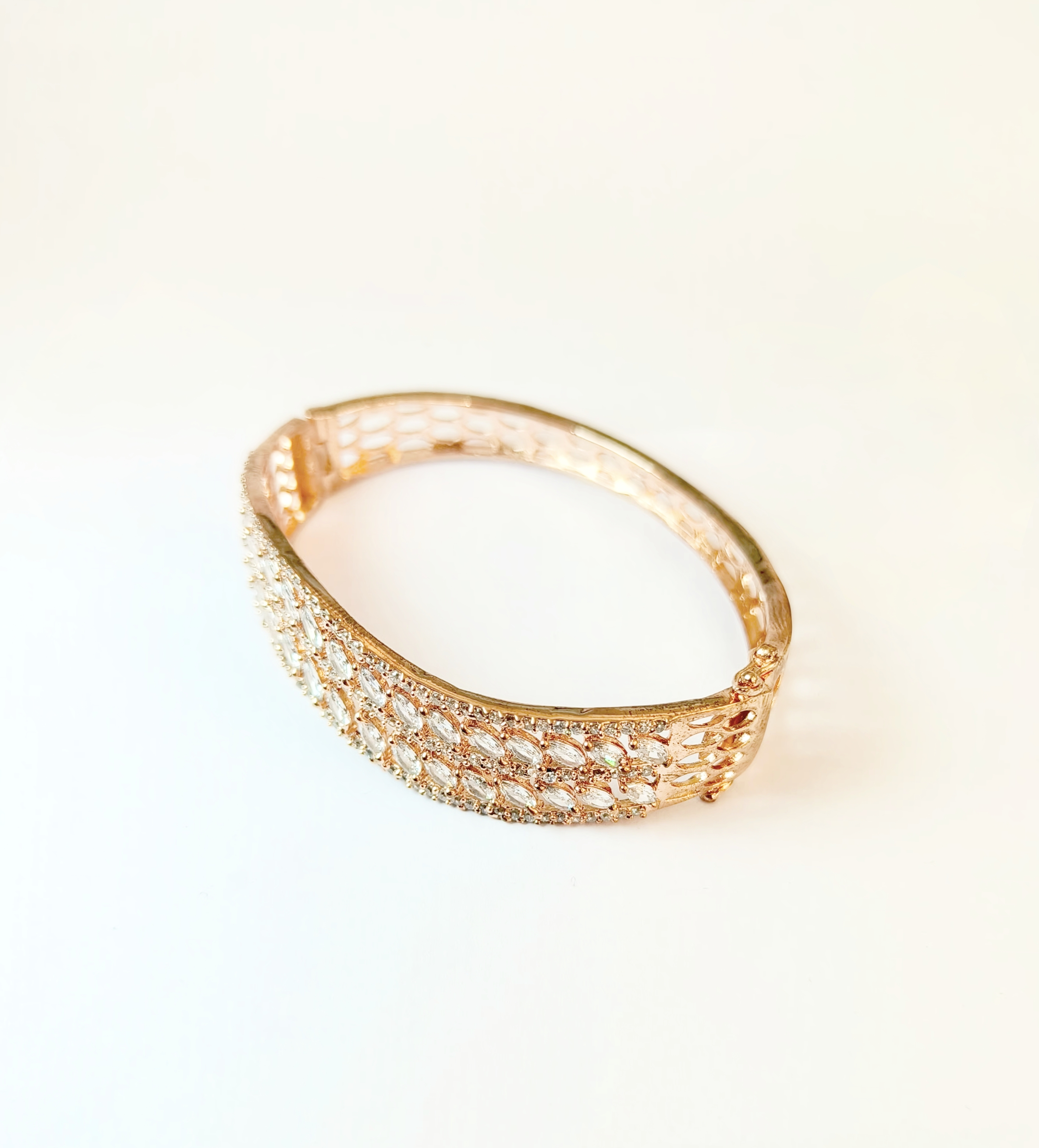 The Shimmer Vine Rosegold Bracelet