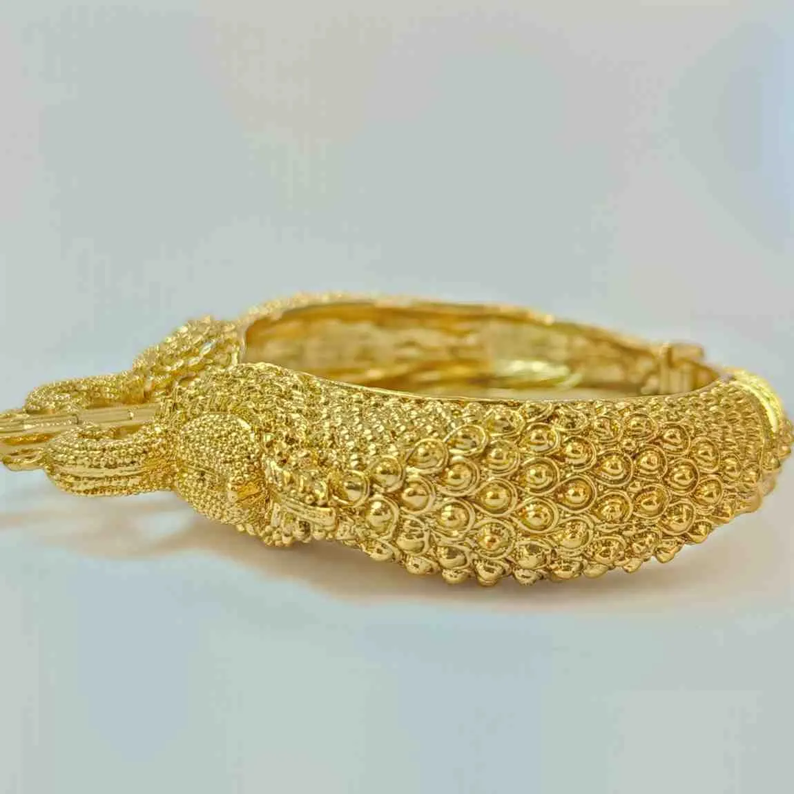 Royal Peacock Embrace Gold Kada