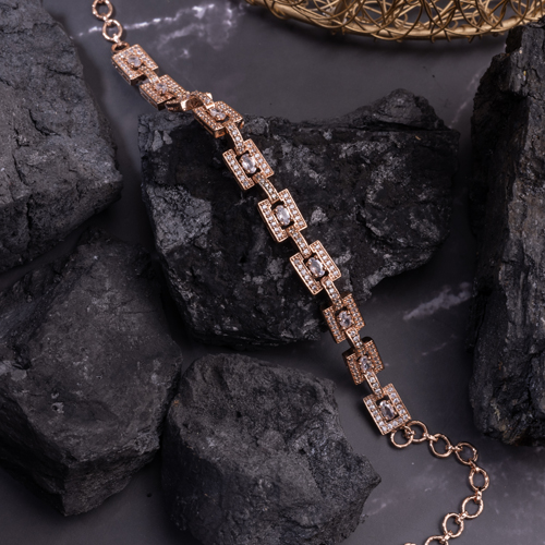 The Linked Classy Bracelet