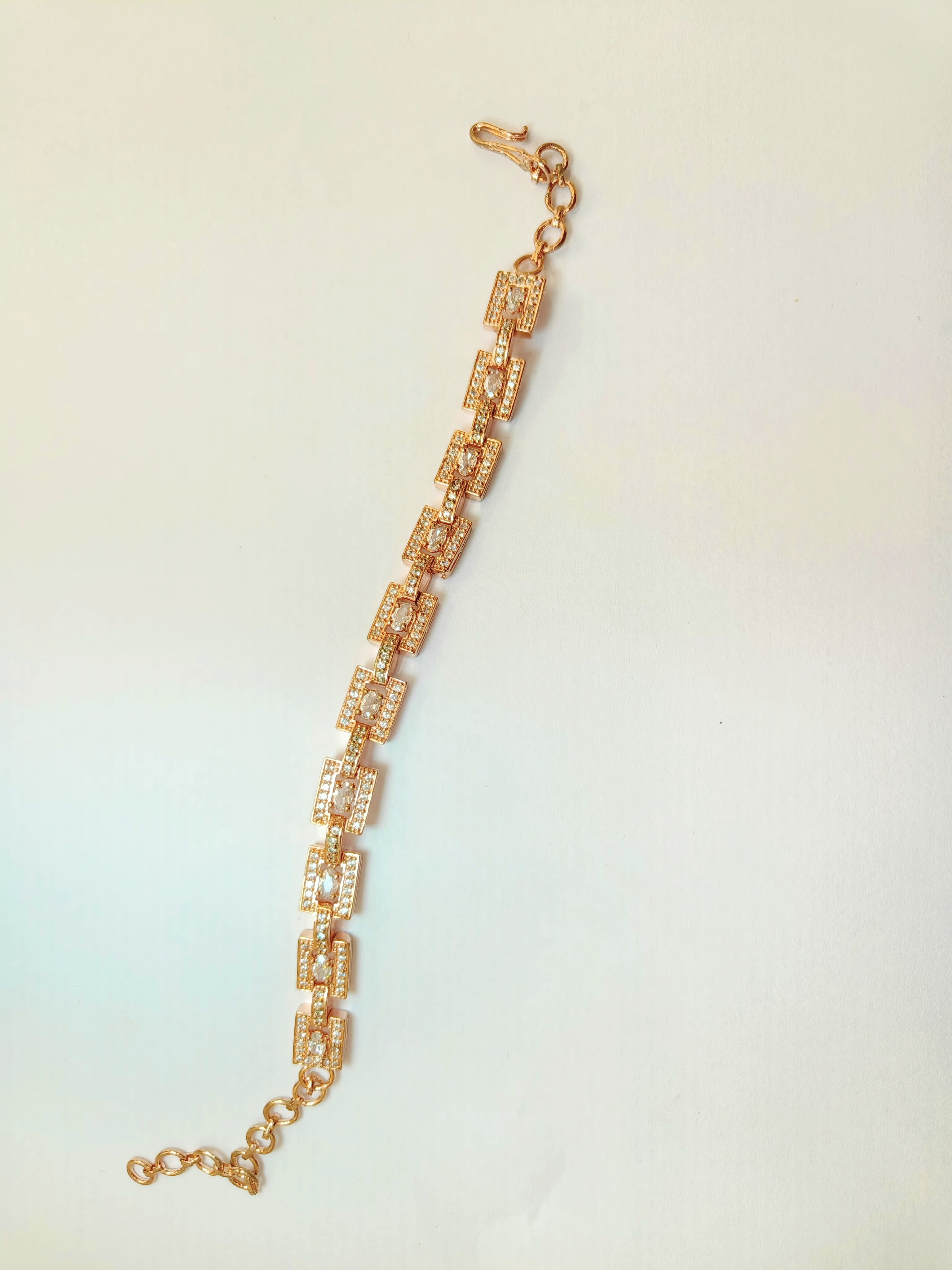 The Linked Classy Bracelet