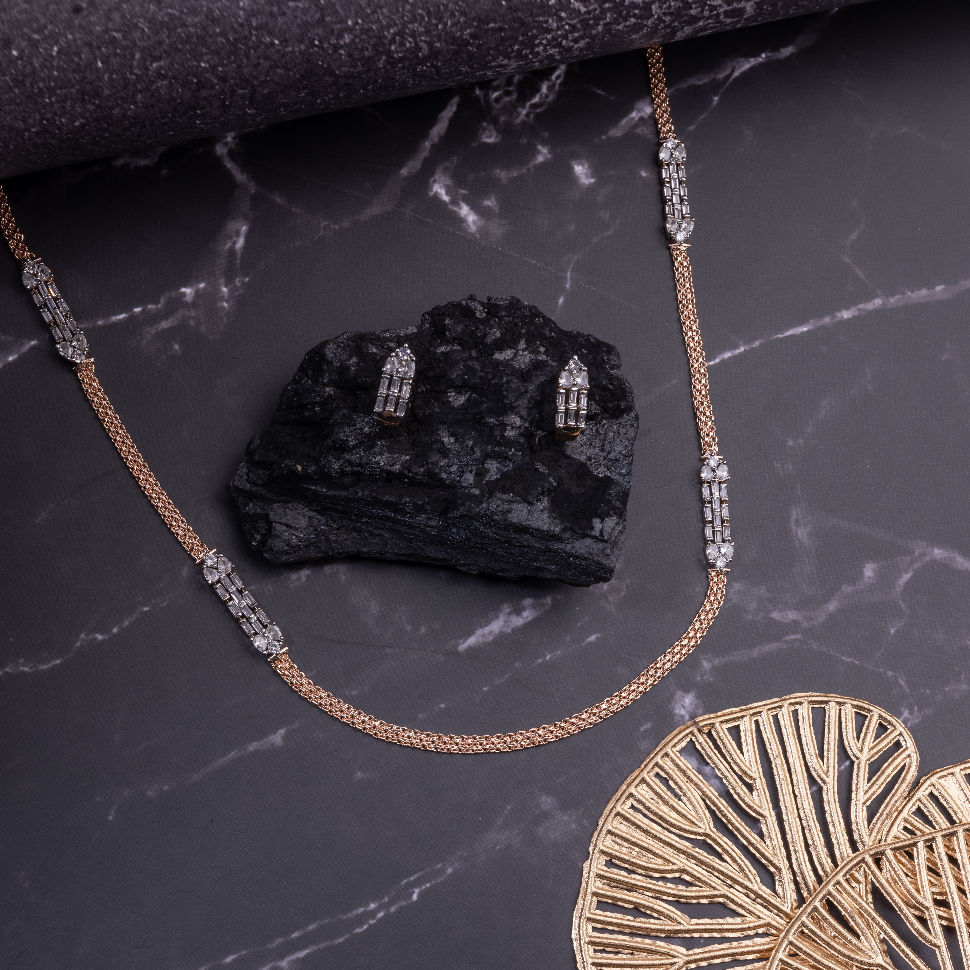 The classic Boho semi oxidised chain set