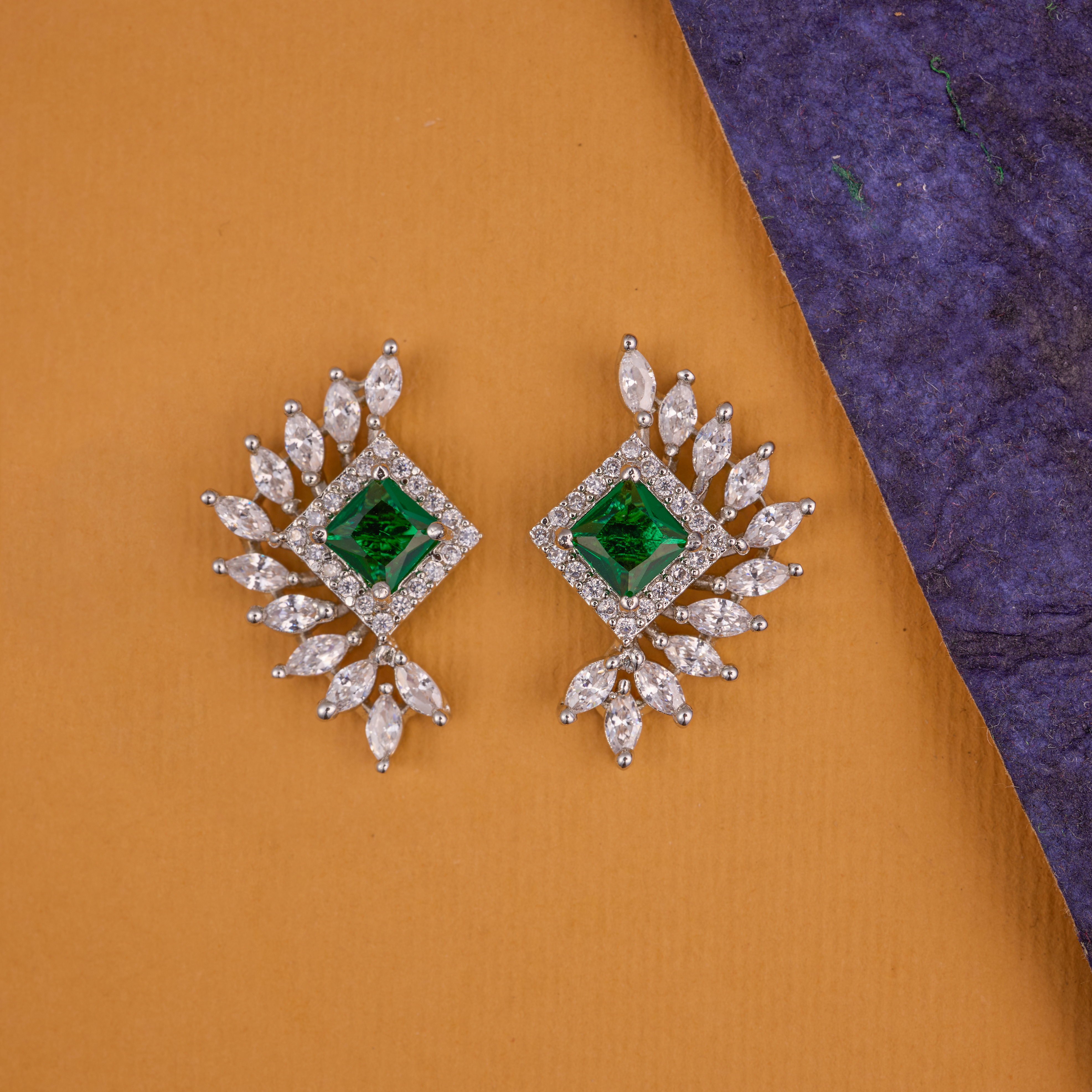 Emerald Green Twilight Majesty Drop Studs