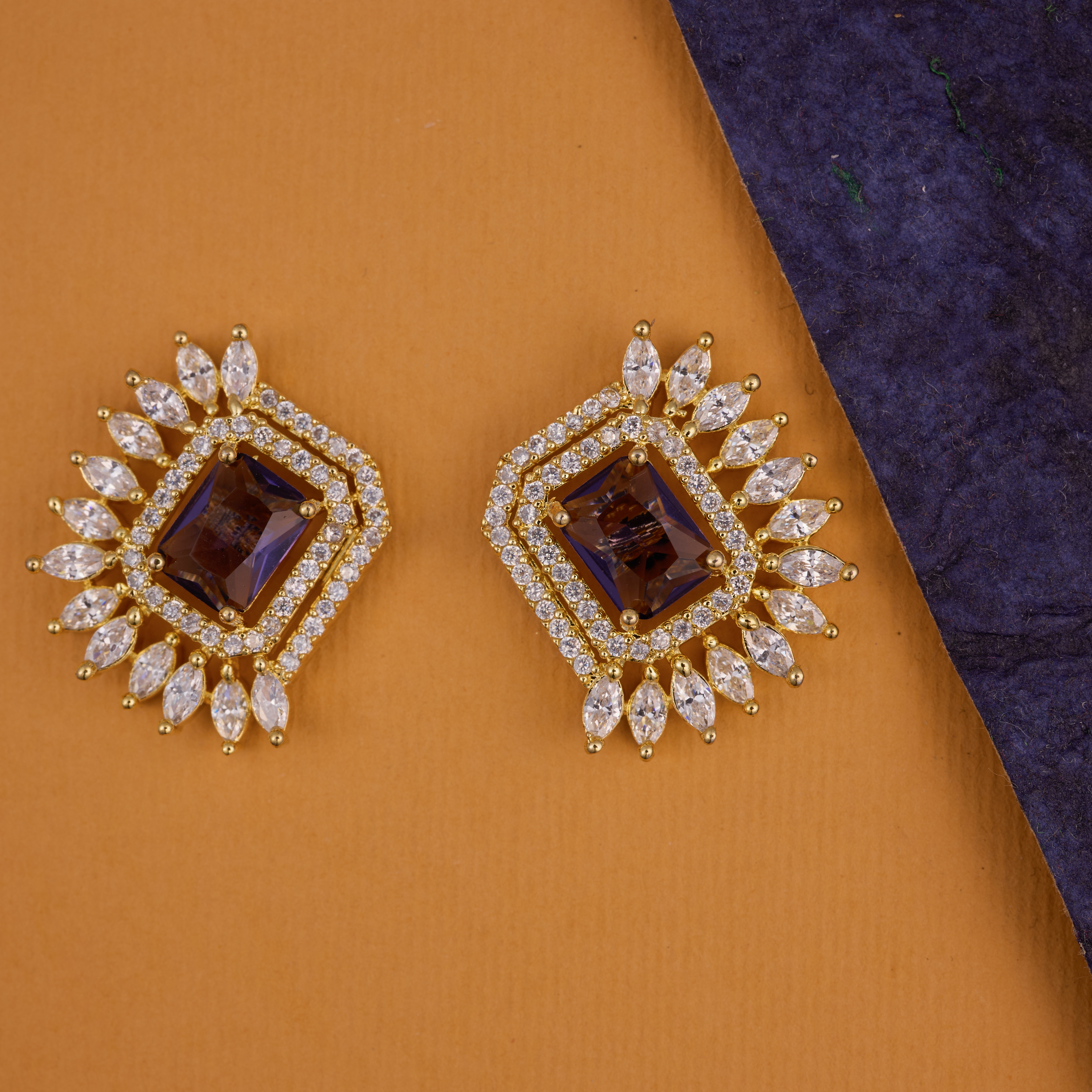Purple Rectella Dazzling Stud earring
