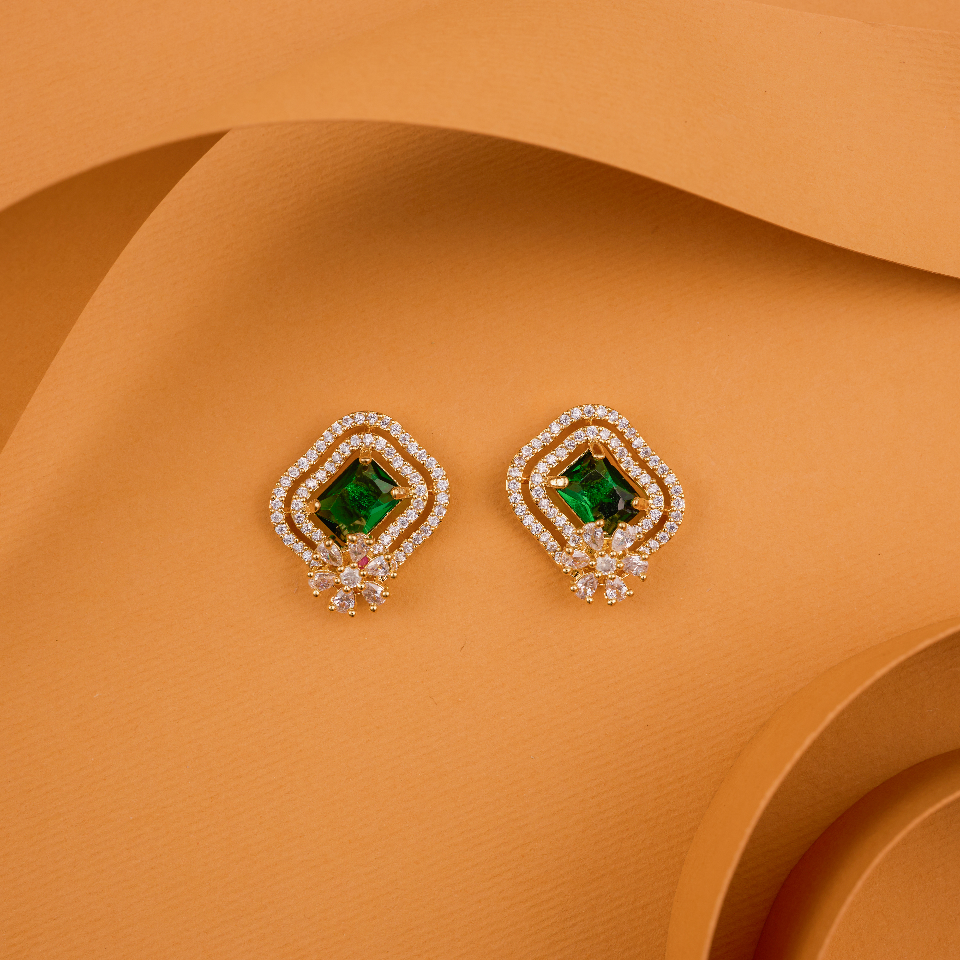 Emerald Green Rectella Floral Elegant Studs