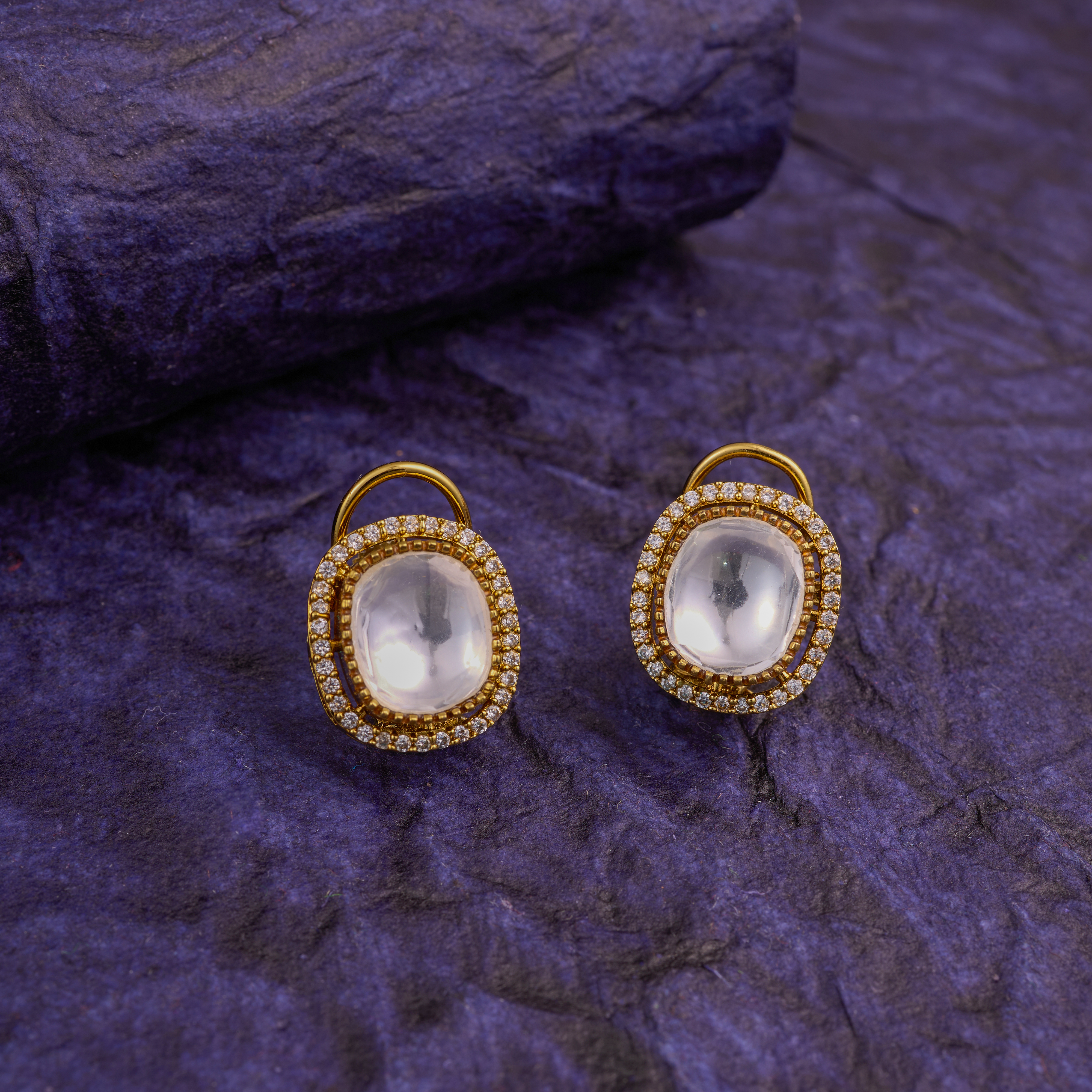 Royal Round Halo Kundan studs