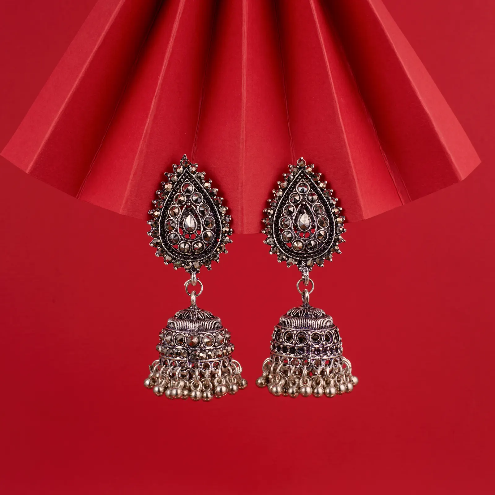 Vintage Aura Jhumkas