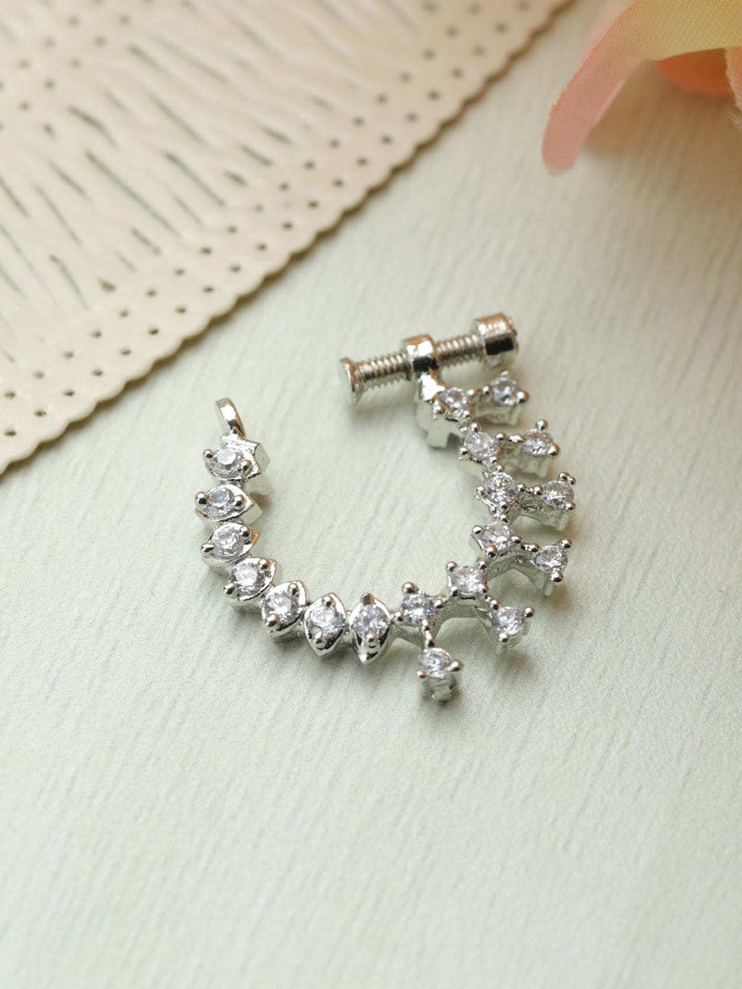 Silver Dual-Pattern CZ Screw Nath – Non Piercing Screw-Type Nosepin for Women