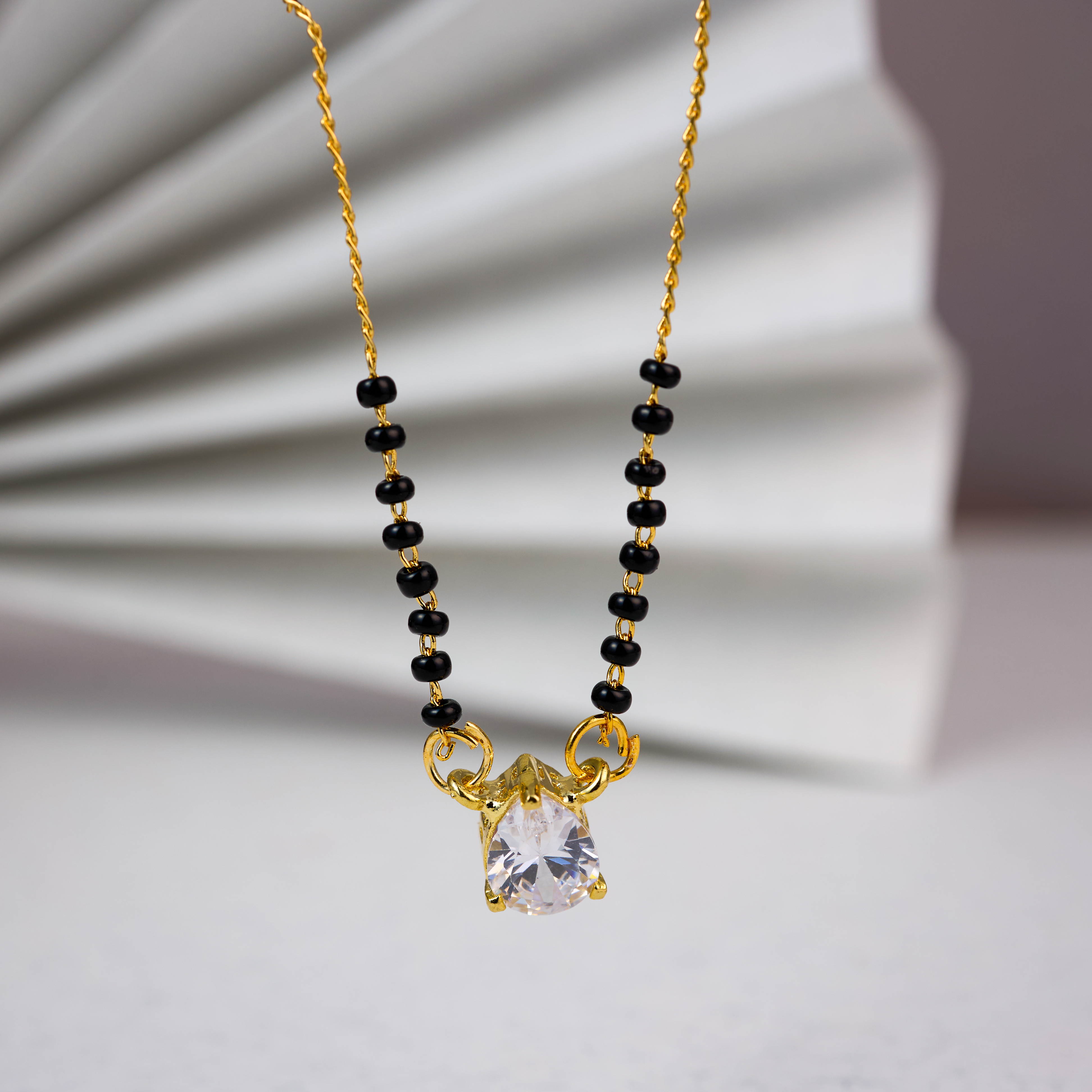Anaya Single Spark Mangalsutra