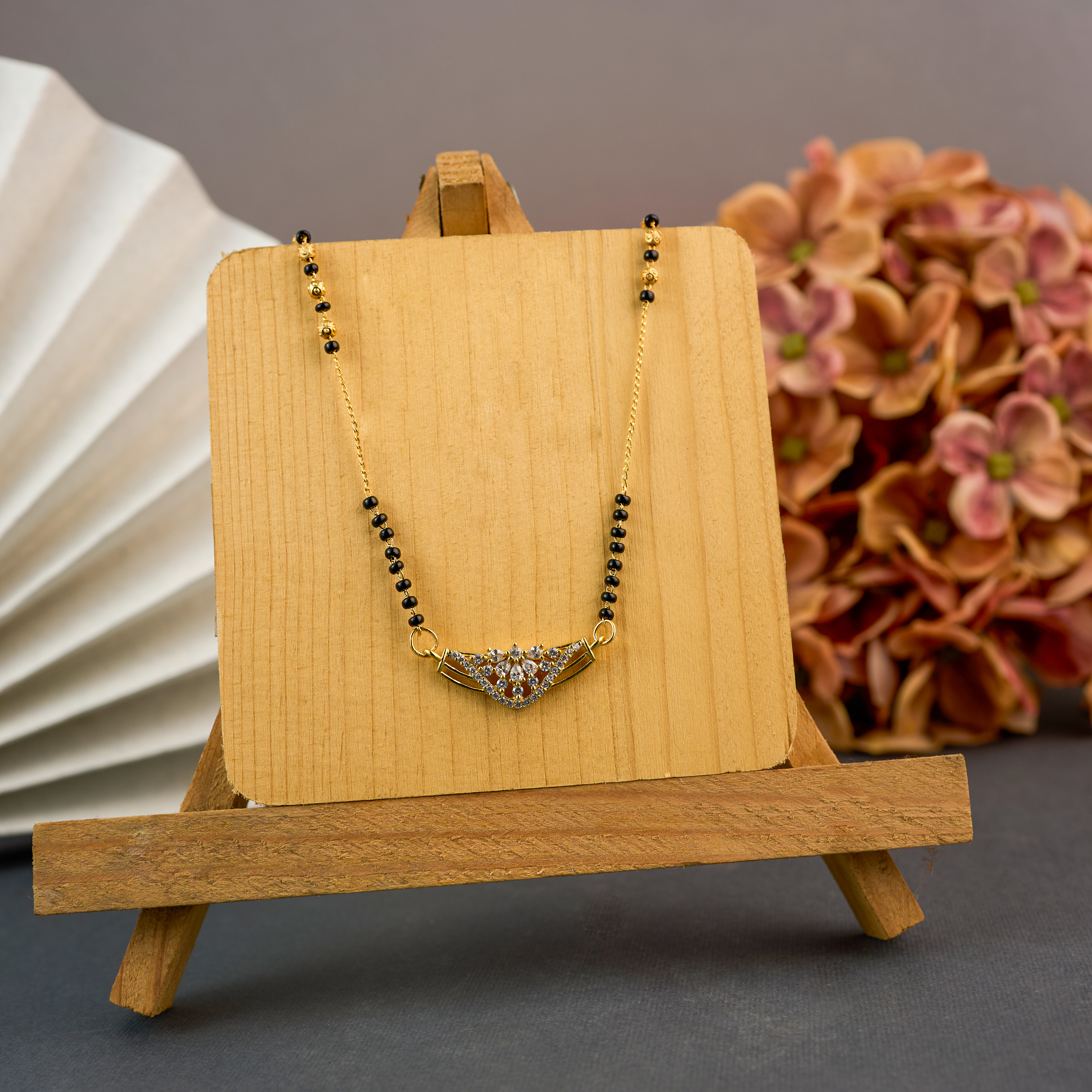 The Wave of Gold floral Love Mangalsutra