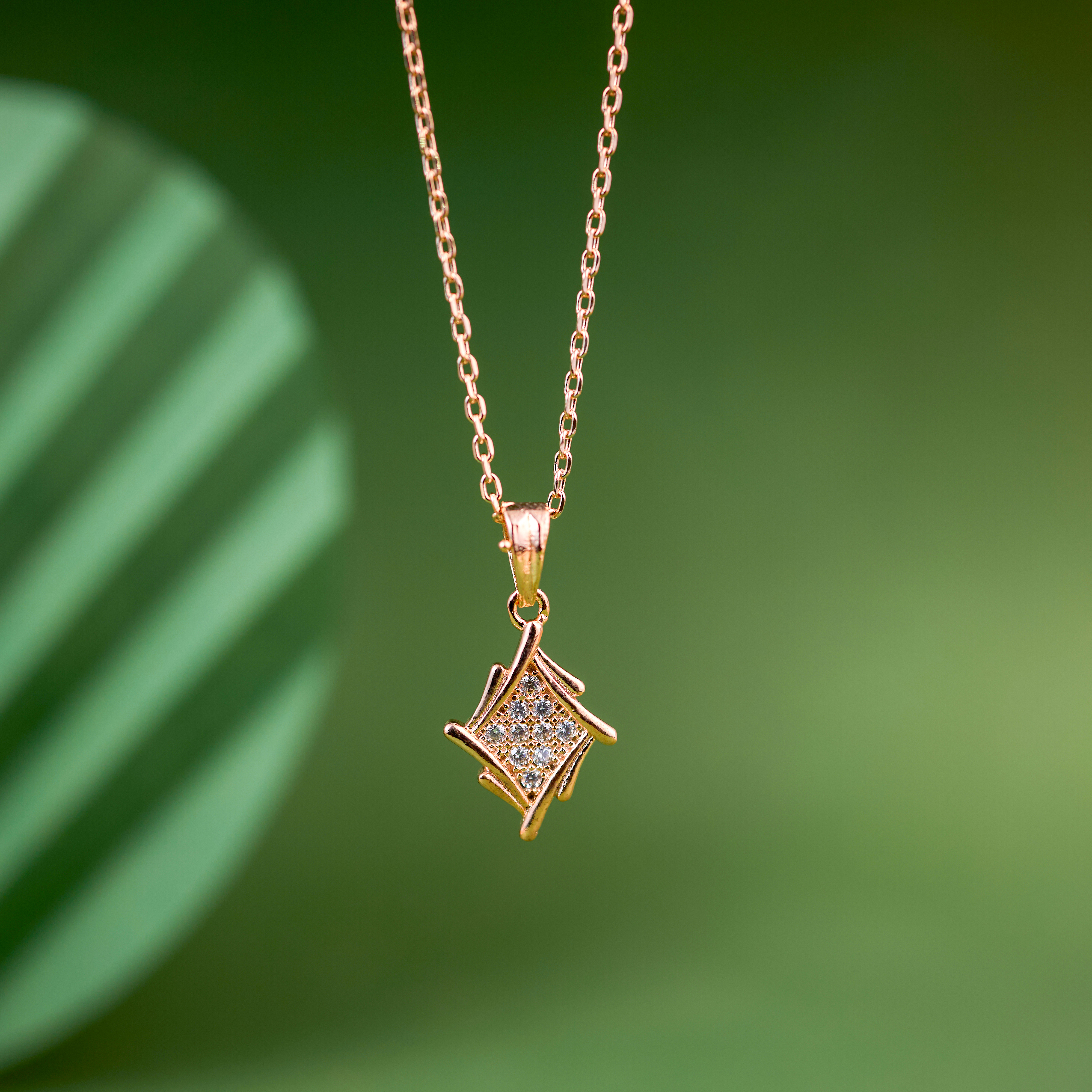 Quiet Spark RoseGold Pendant Chain