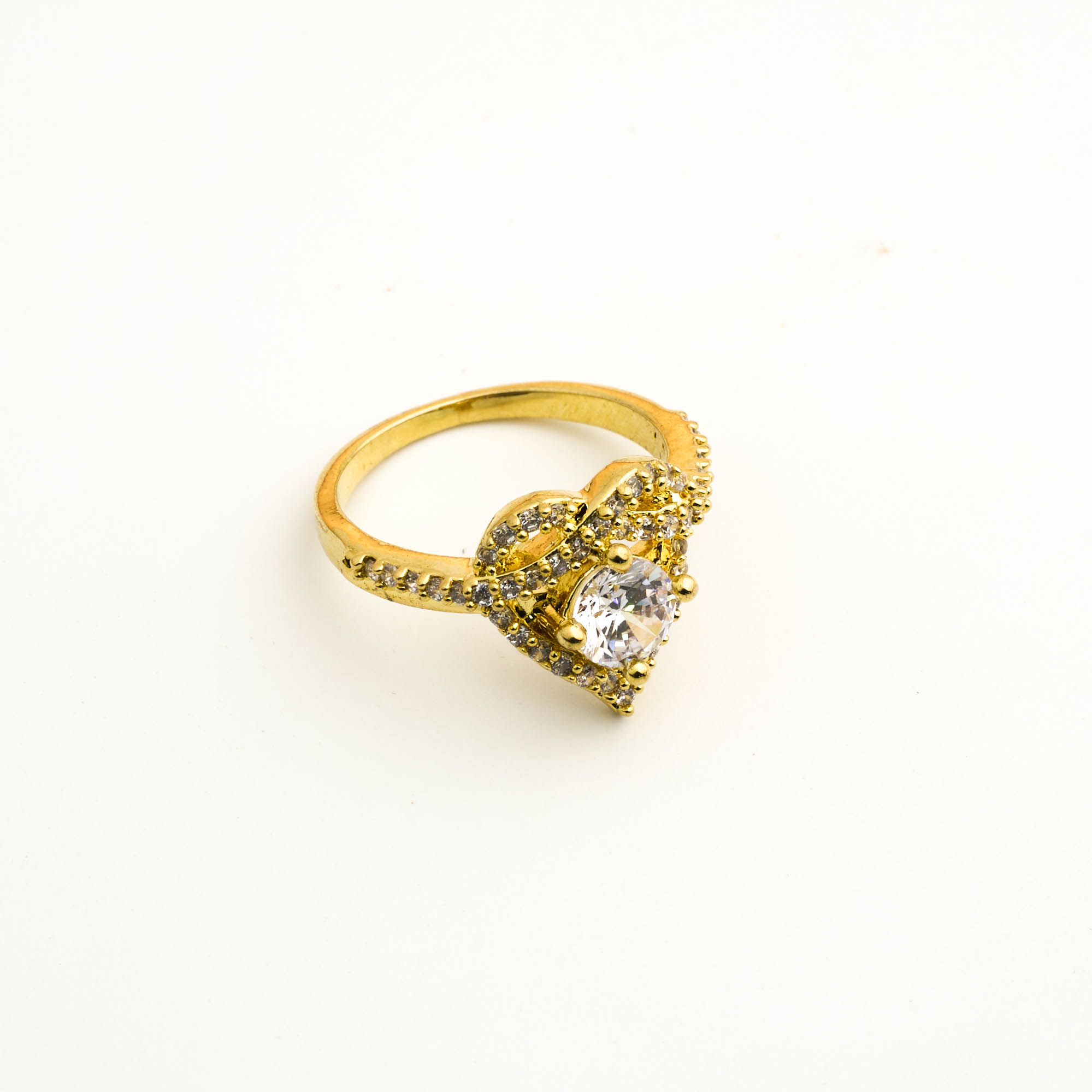 The Solitaire Love Gold Ring