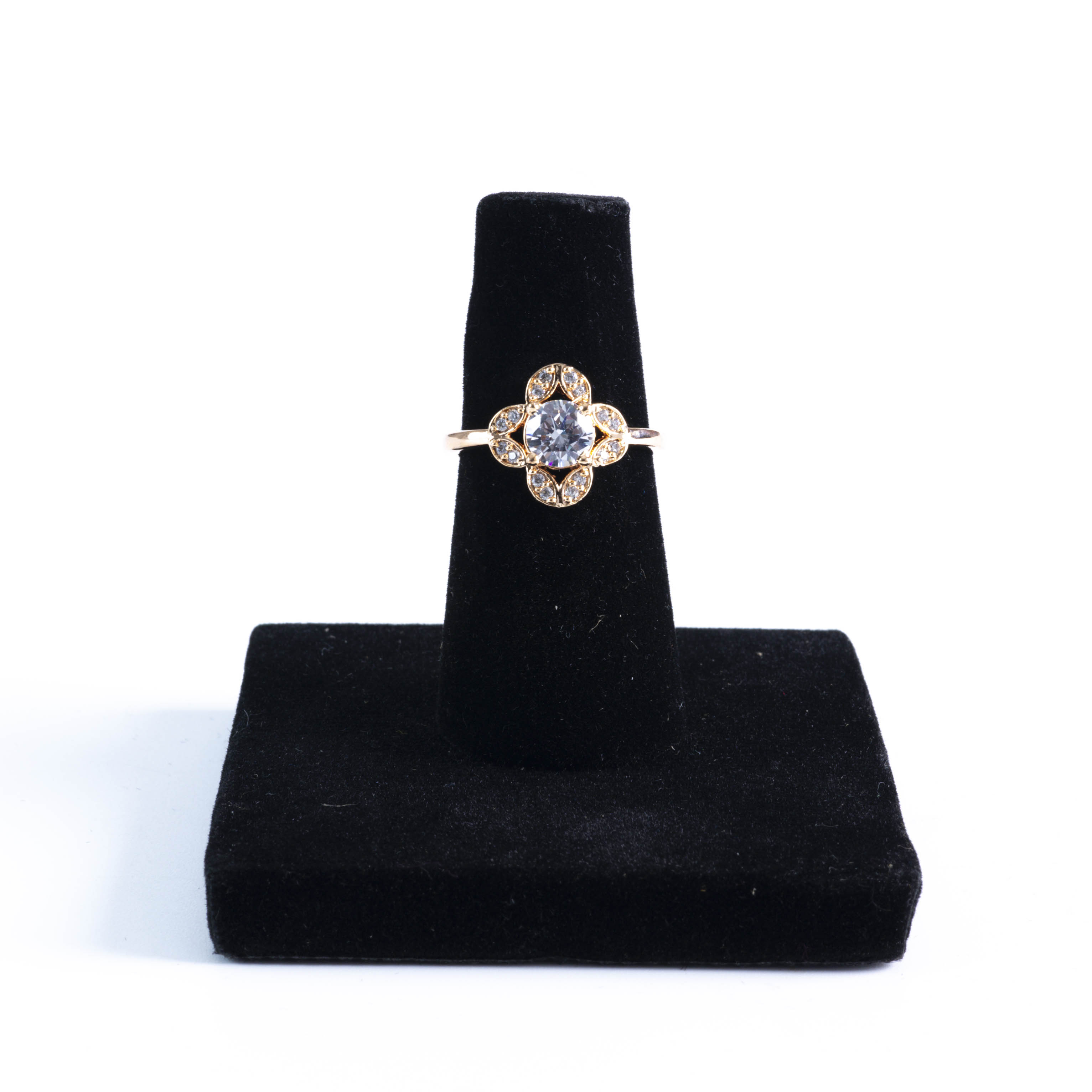 RoseGold Petal Crown Solitaire